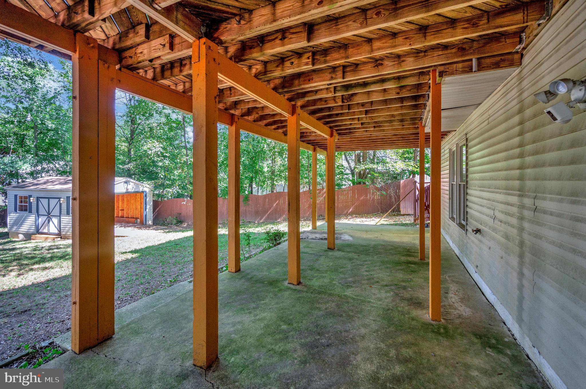 CAMELOT - Residential