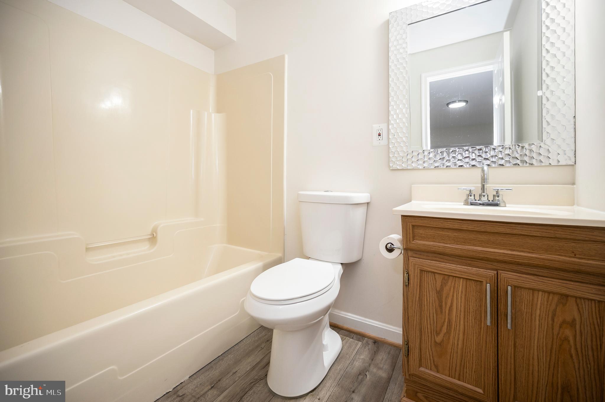 CAMELOT - Residential