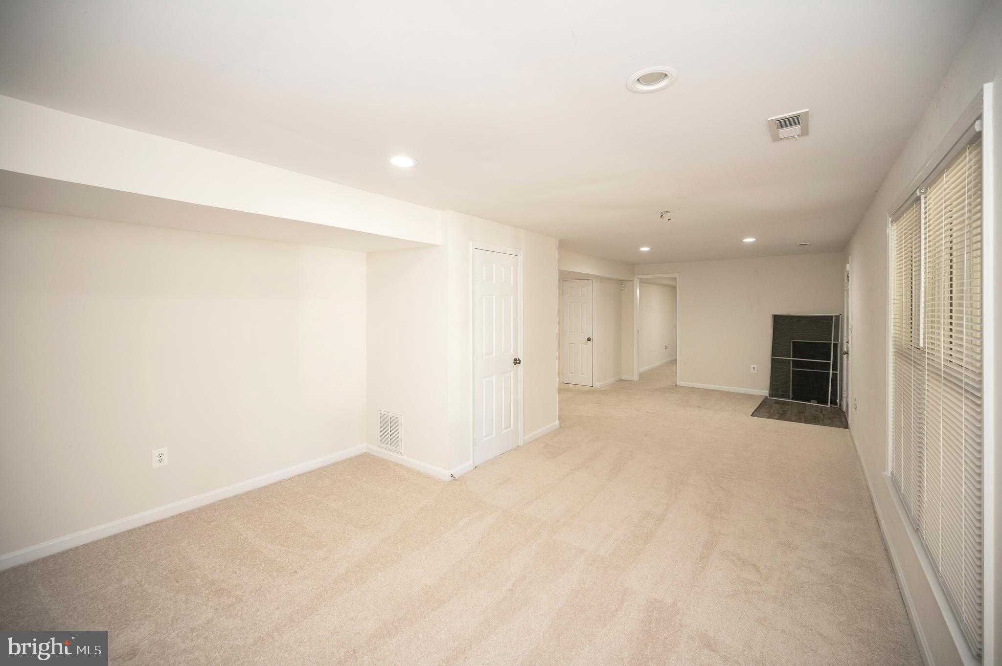 CAMELOT - Residential