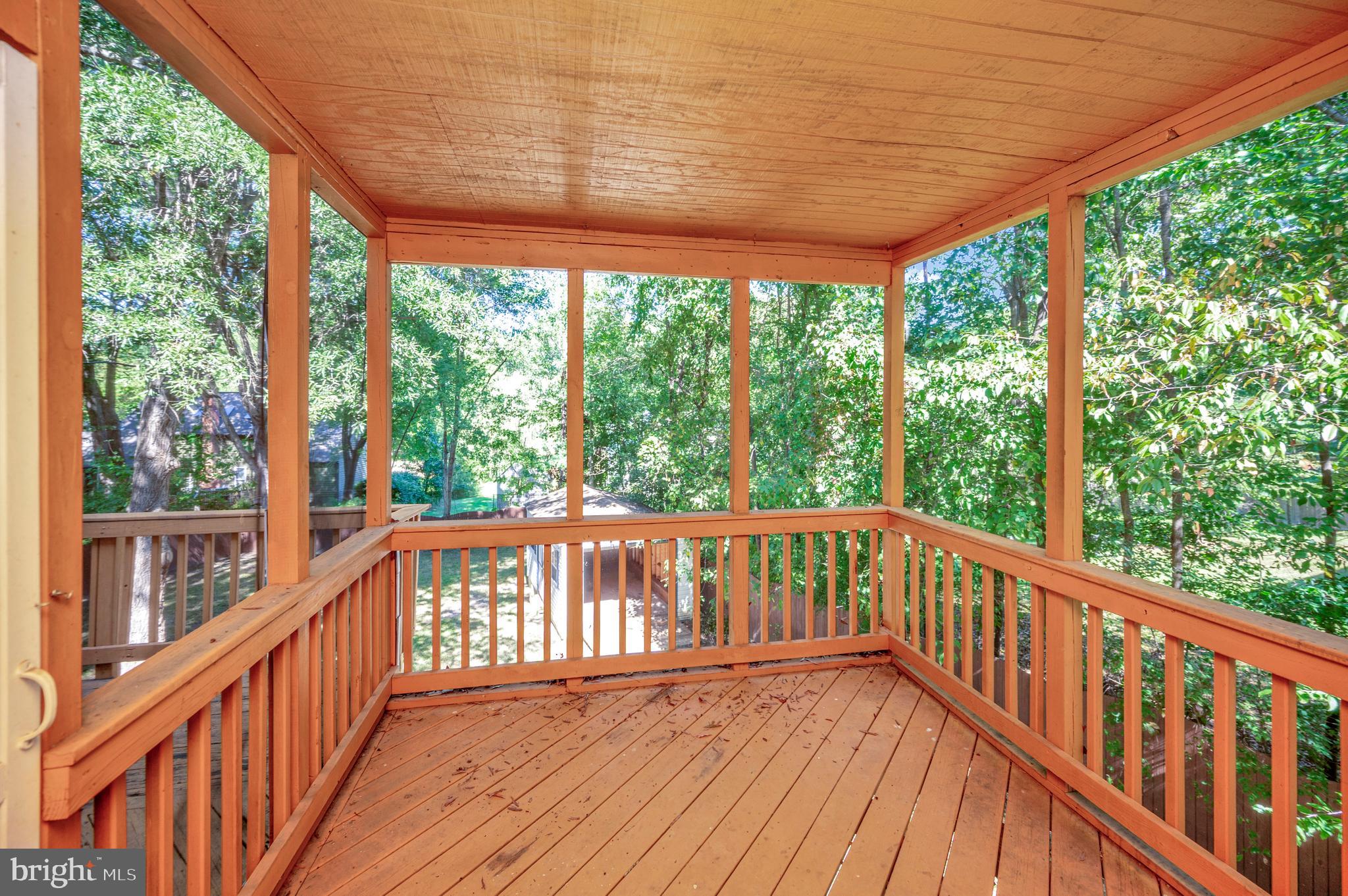 CAMELOT - Residential