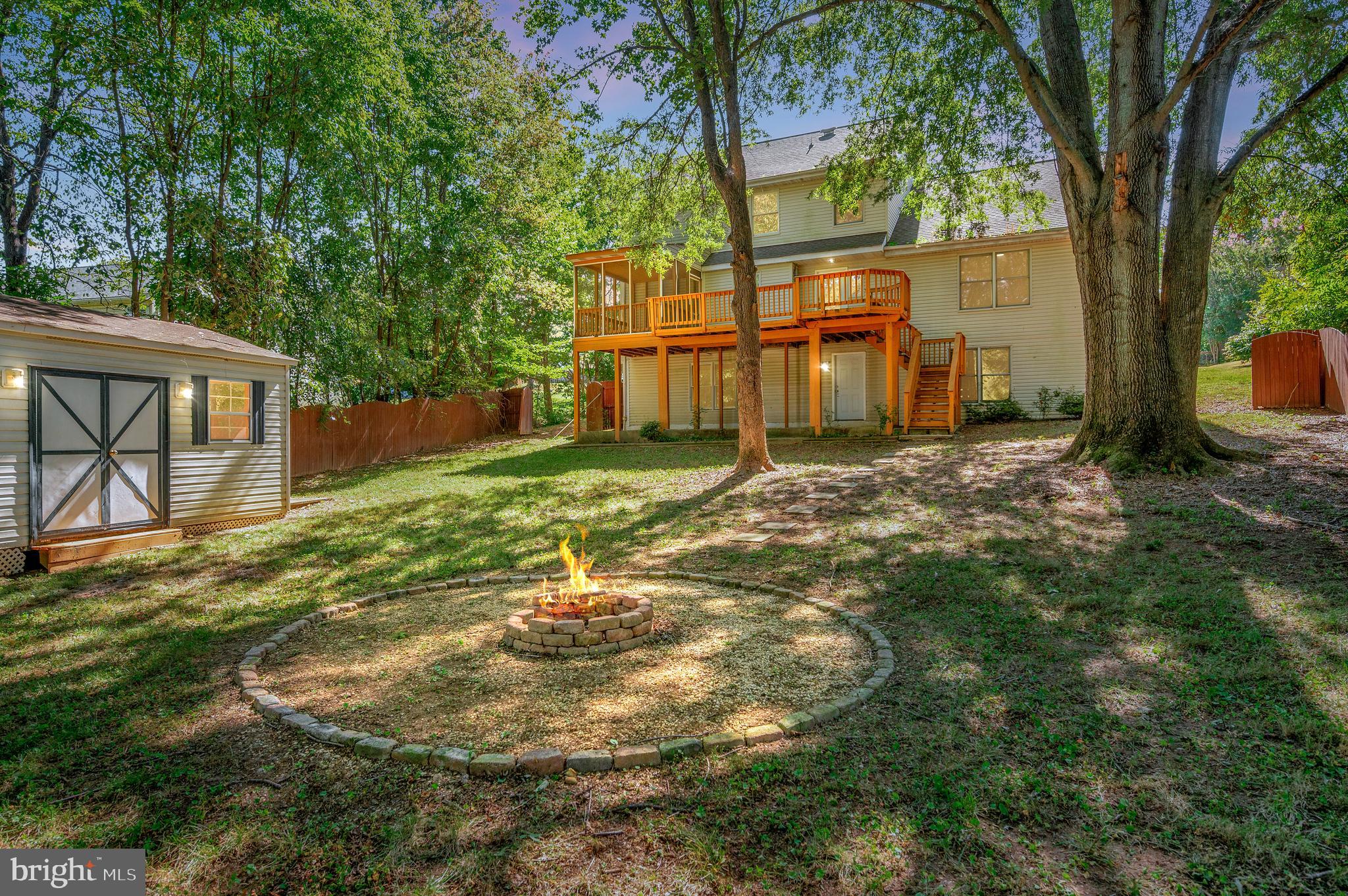 CAMELOT - Residential