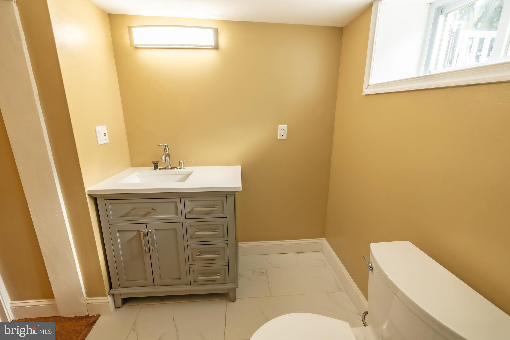 PENROSE PARK - Commercial Sale