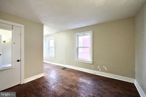 Tiny photo for 1437 W King Street, YORK, PA 17404 (MLS # PAYK2093198)