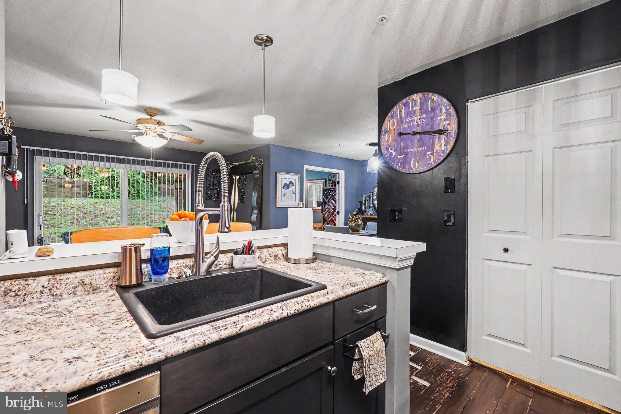 ASHLAR HILL - Residential