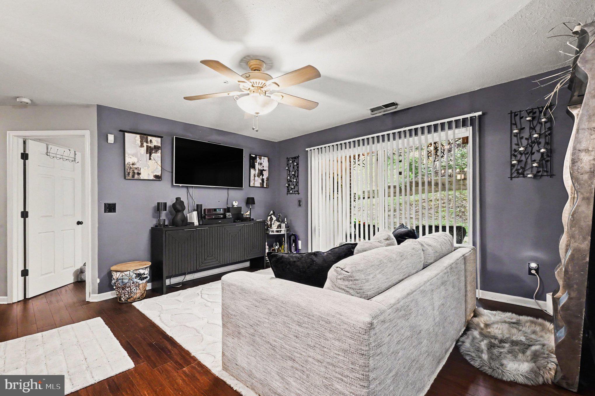 ASHLAR HILL - Residential