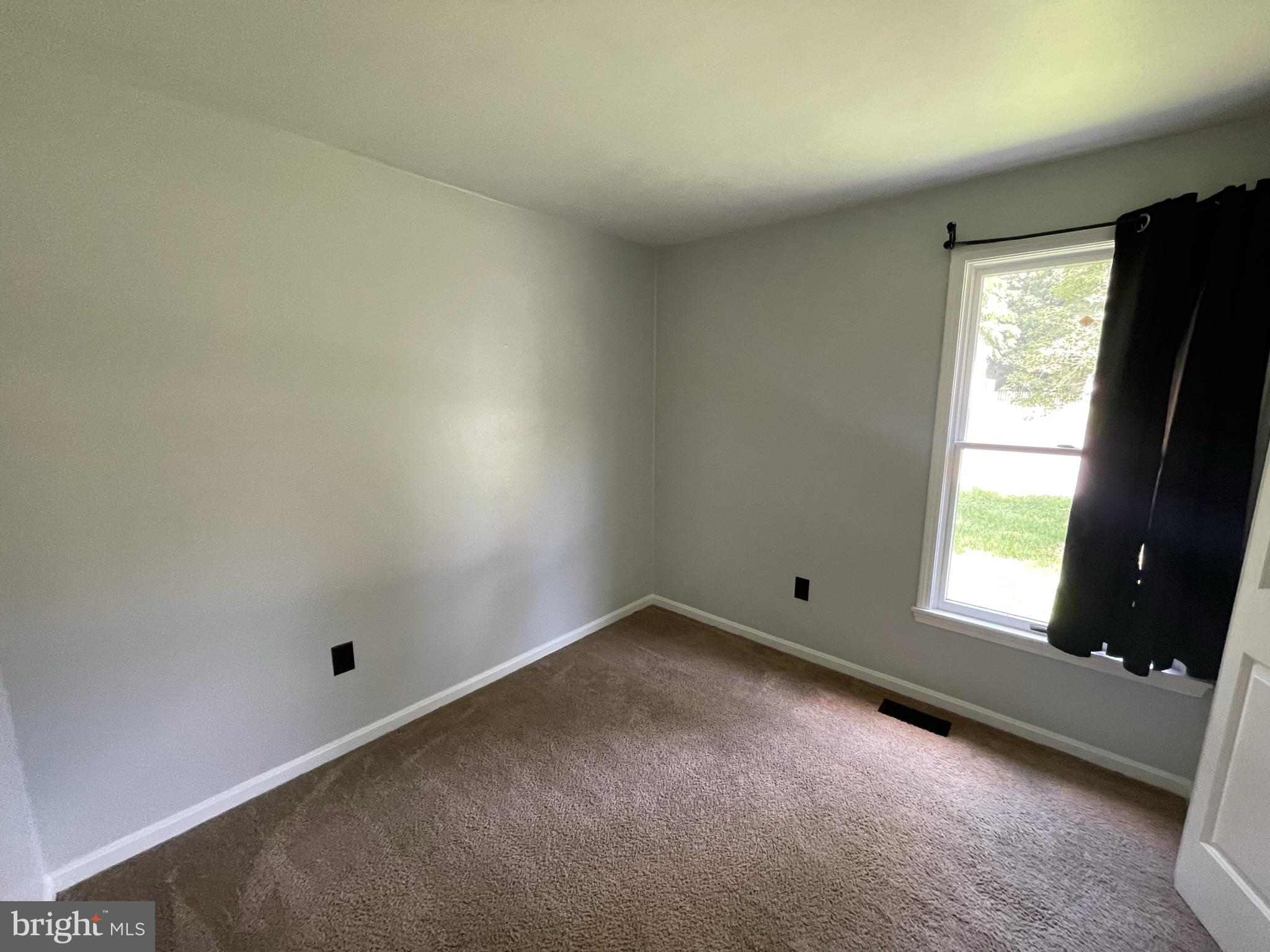 WHITE SANDS - Residential Lease