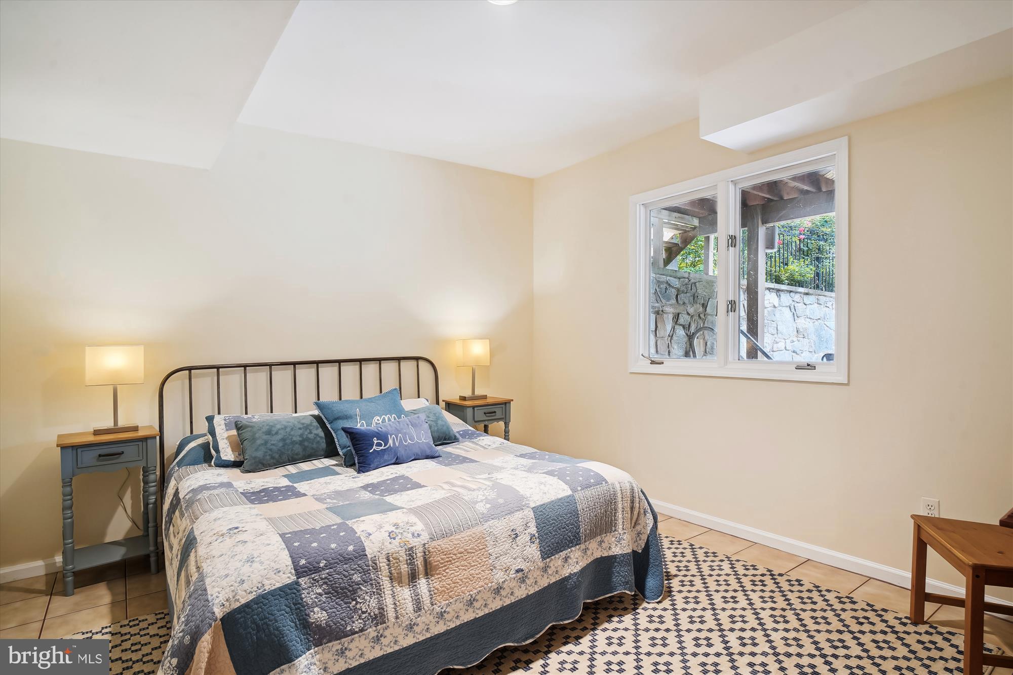 FAWSETT FARMS MANOR - Residential