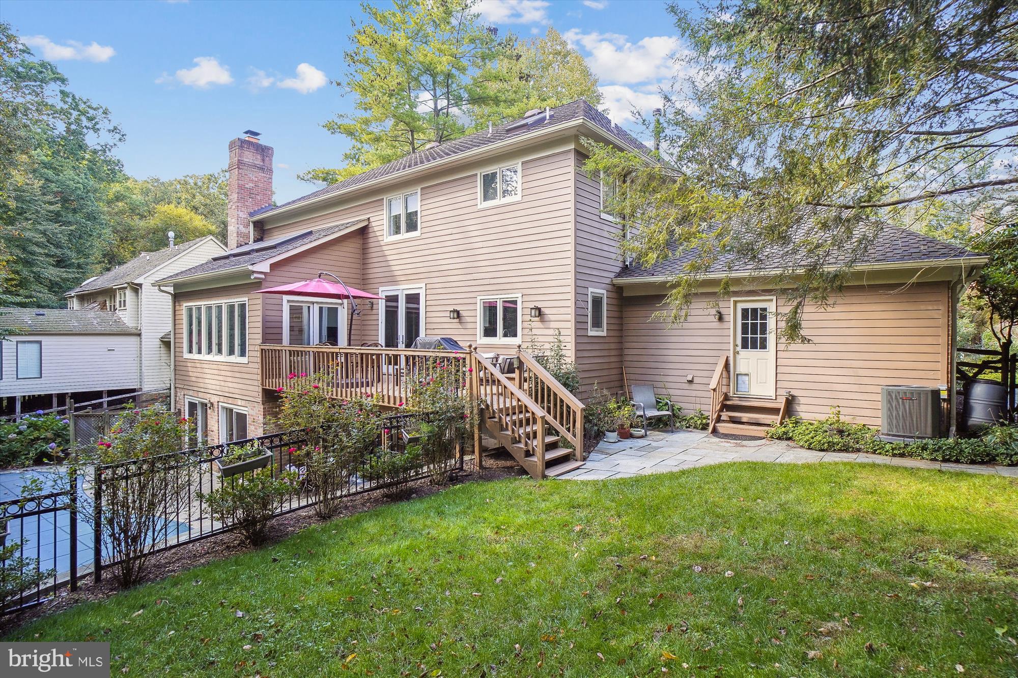 FAWSETT FARMS MANOR - Residential