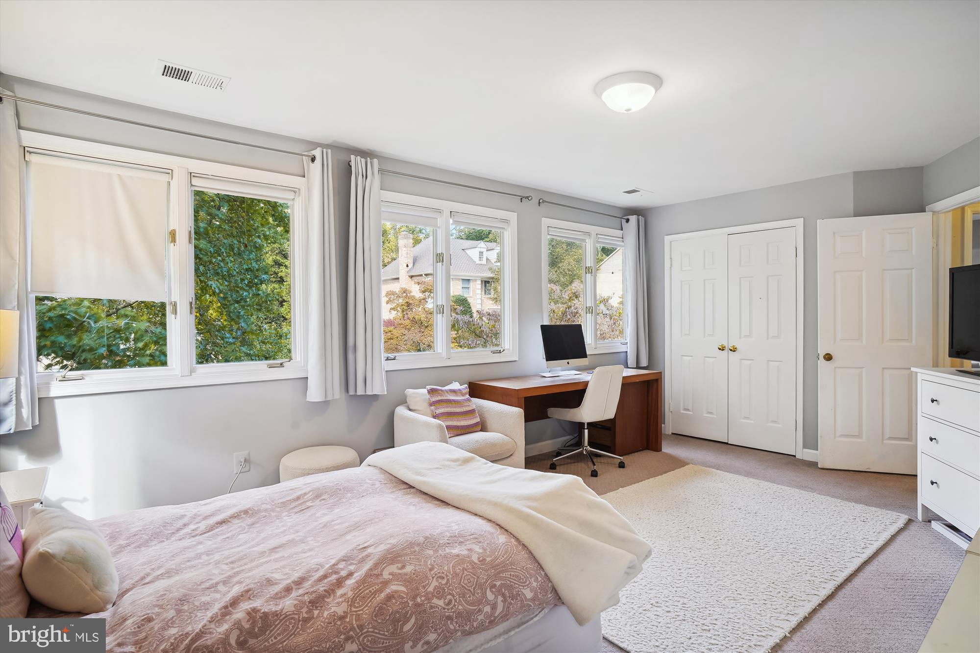 FAWSETT FARMS MANOR - Residential