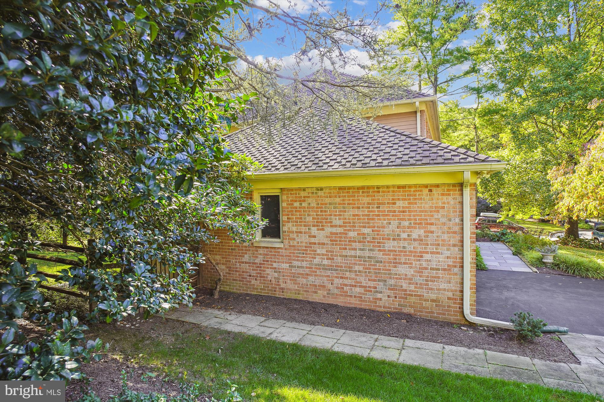 FAWSETT FARMS MANOR - Residential