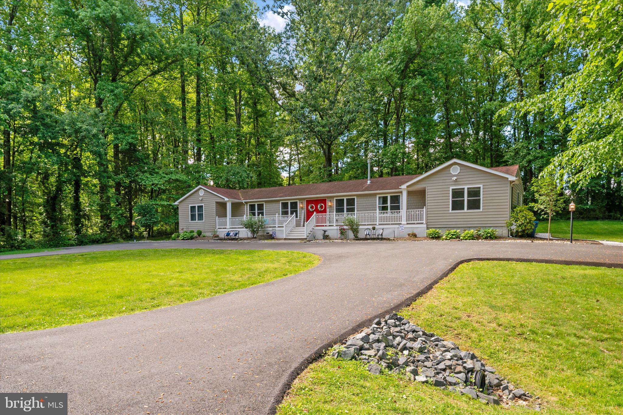 1665 PARIS OAKS ROAD
