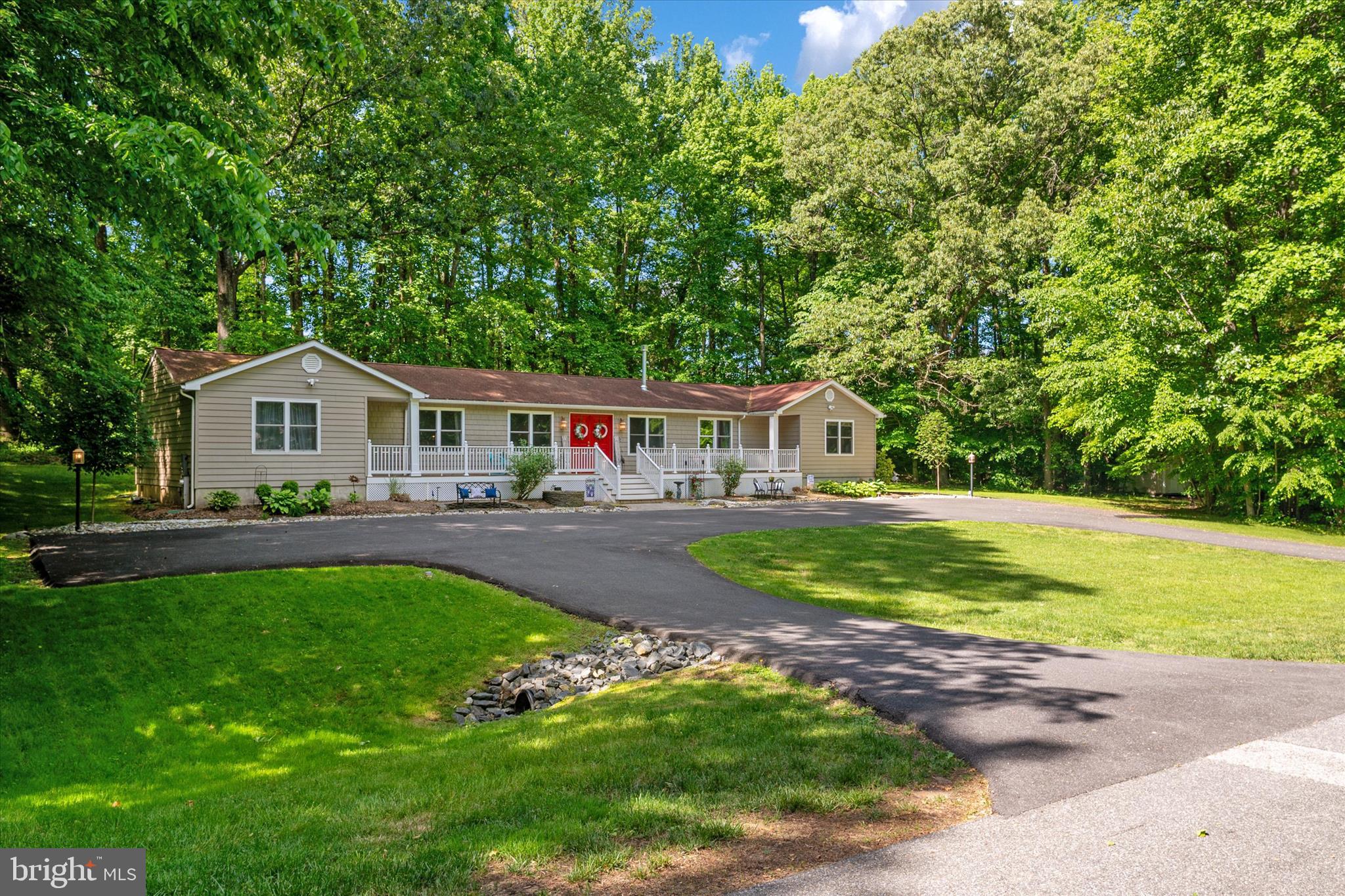 1665 PARIS OAKS ROAD