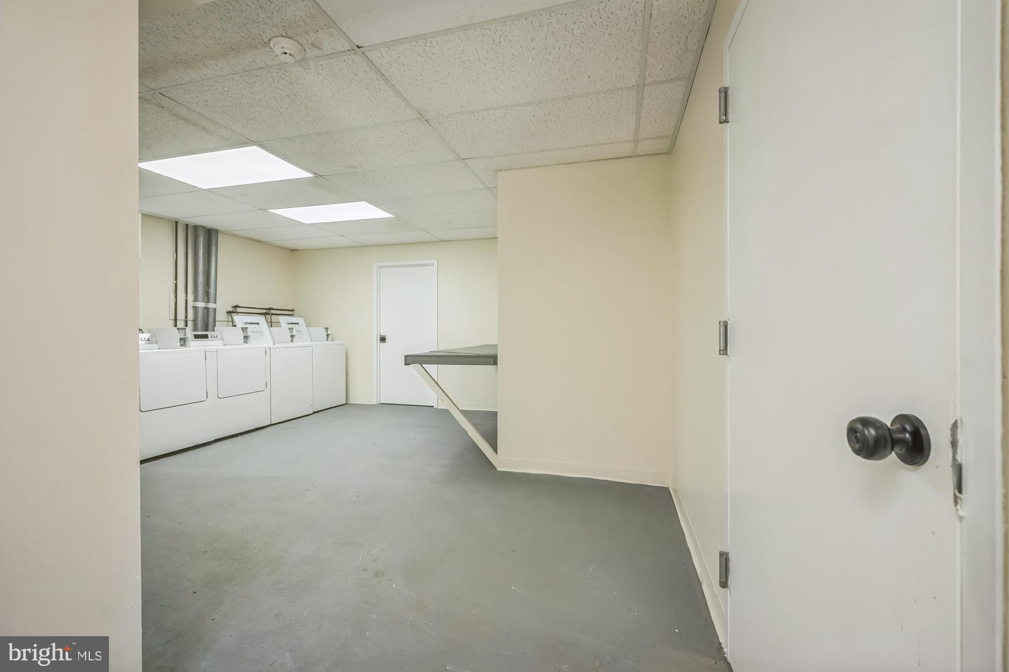 WEST OAK LANE - Commercial Sale