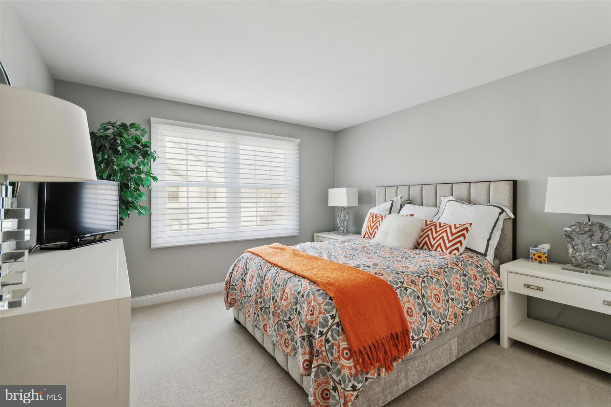 CHASE AT MALVERN HNT - Residential