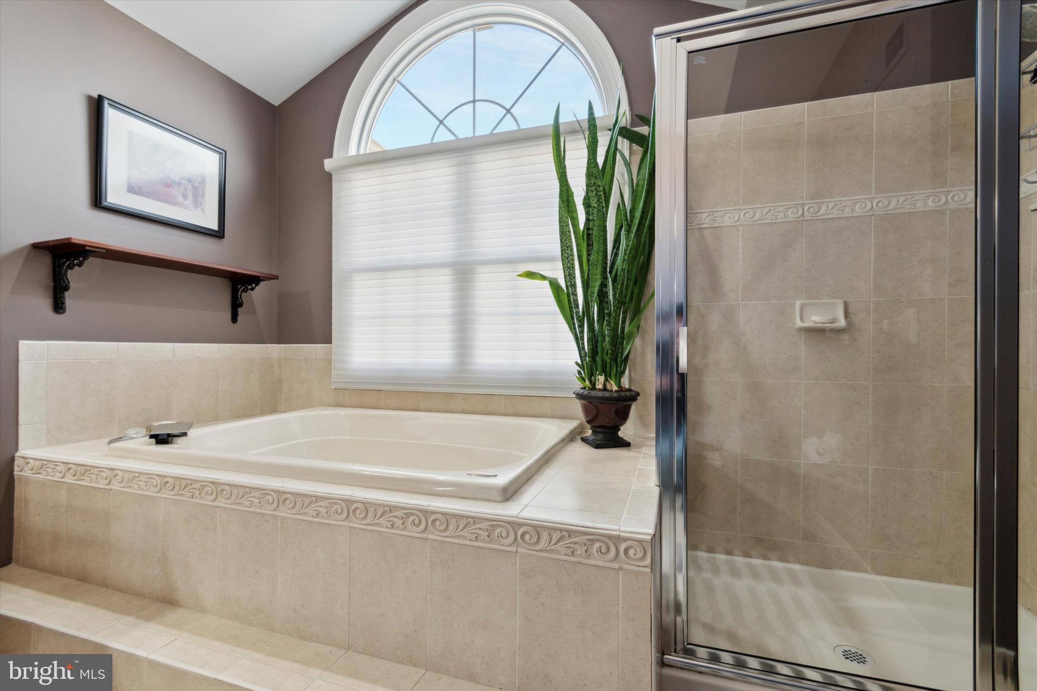 CHASE AT MALVERN HNT - Residential