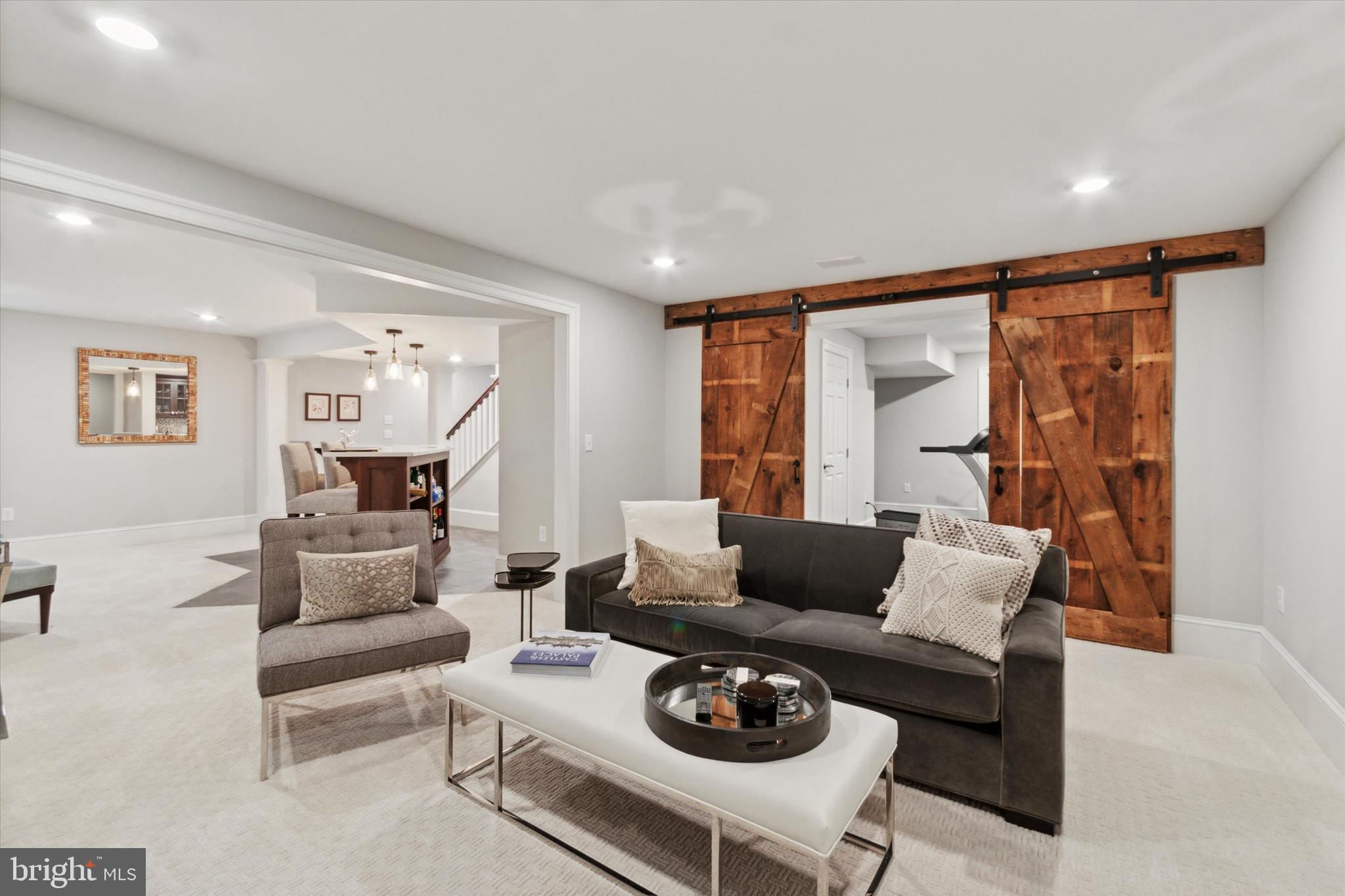 CHASE AT MALVERN HNT - Residential