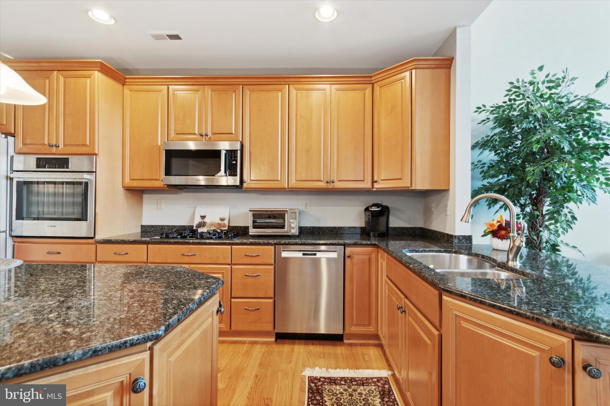 CHASE AT MALVERN HNT - Residential