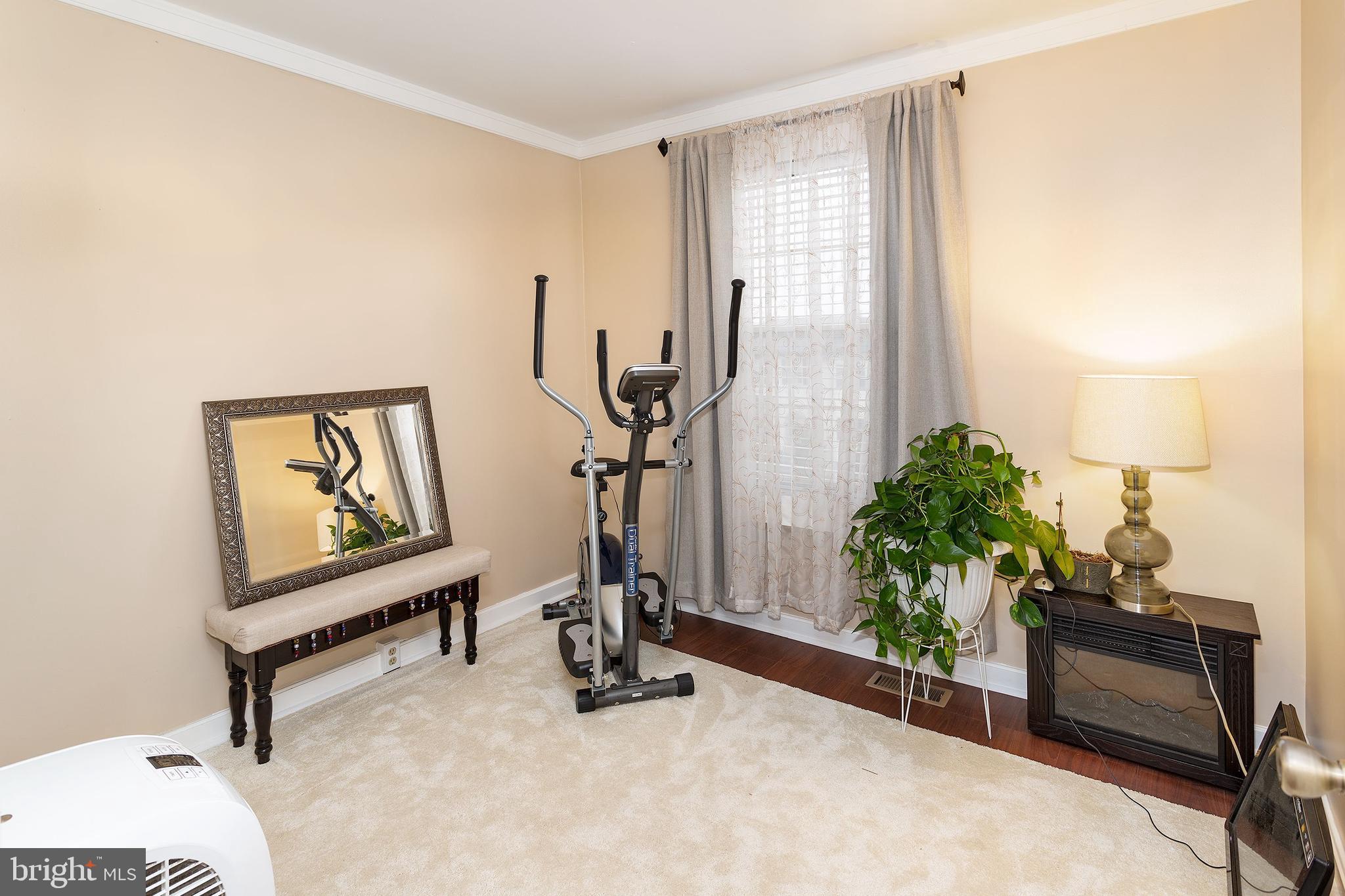 QUAIL HOLLOW - Residential