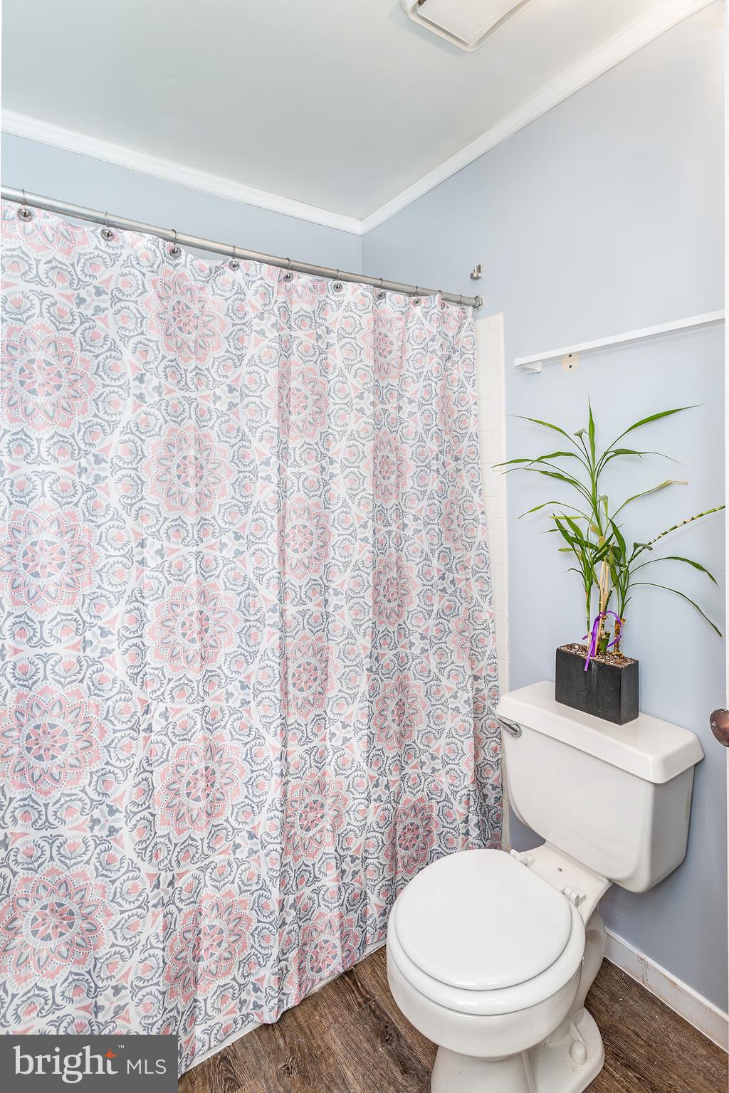 QUAIL HOLLOW - Residential