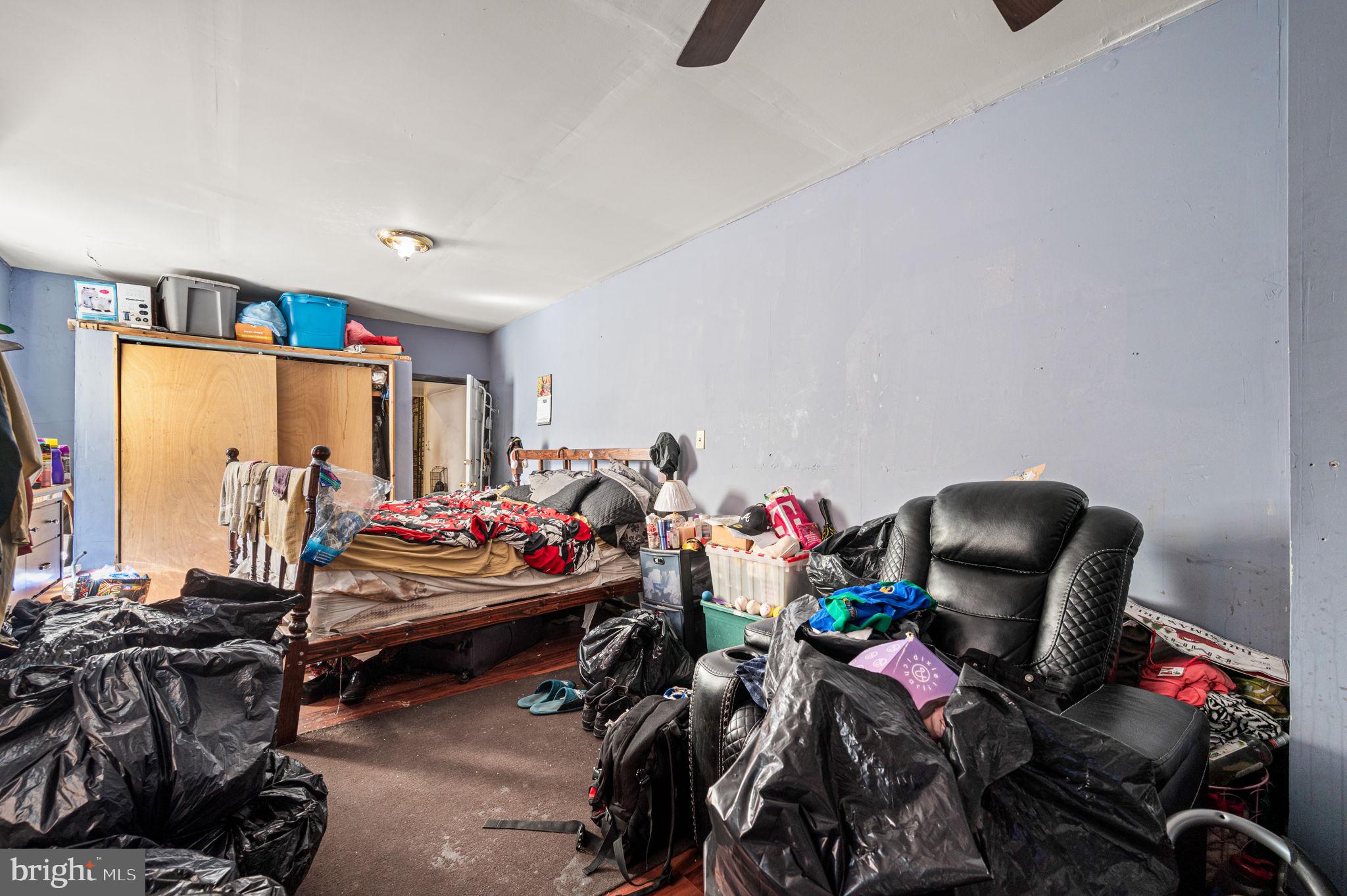 POINT BREEZE - Residential