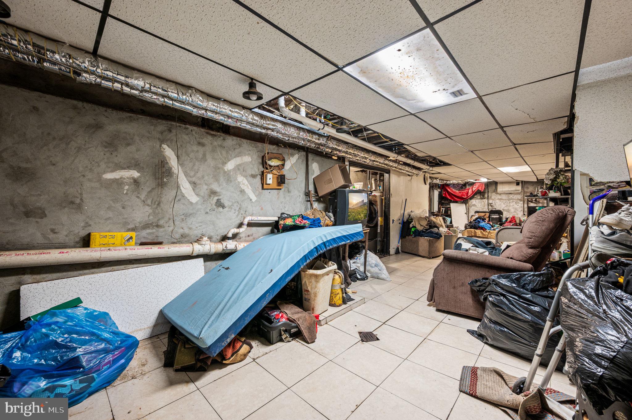 POINT BREEZE - Residential