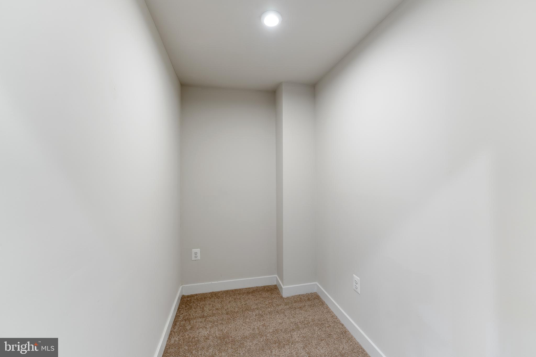 BALLENGER RUN - Residential