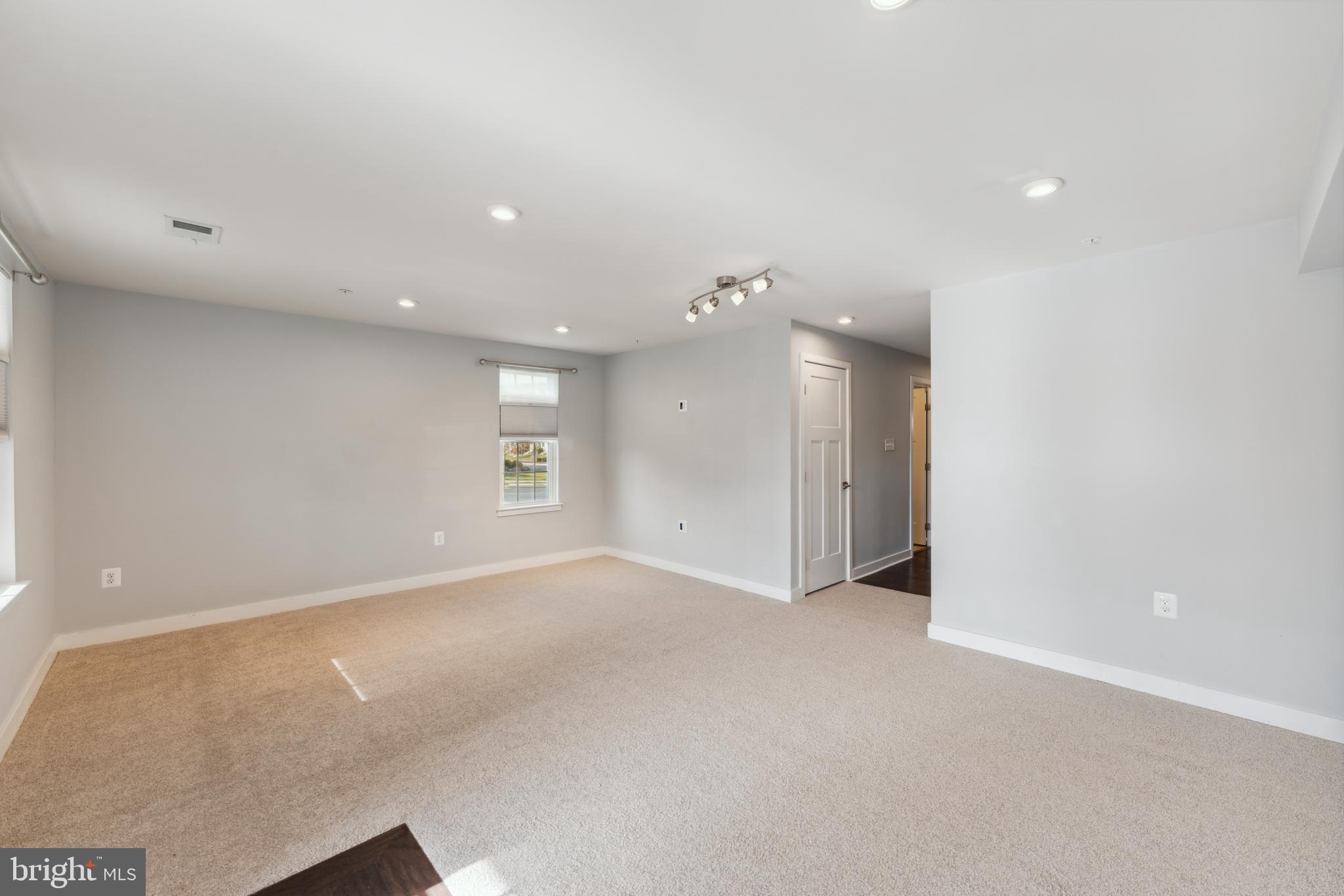 BALLENGER RUN - Residential