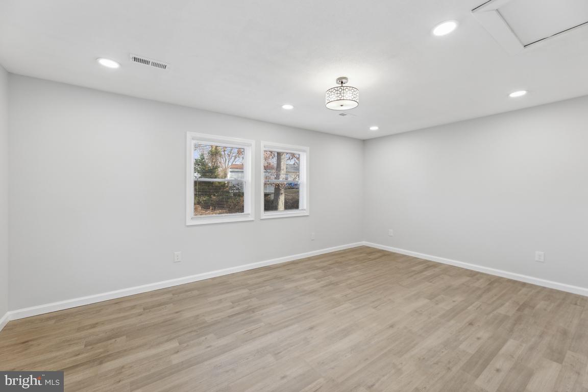 DALE CITY - Residential