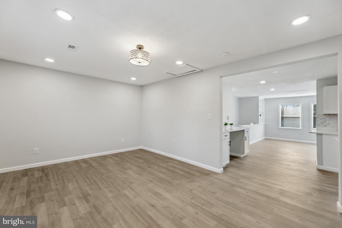 DALE CITY - Residential