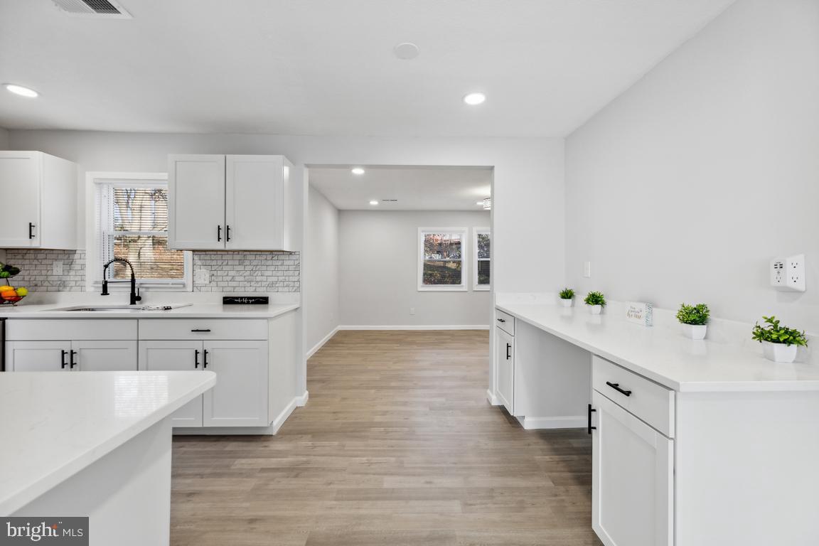 DALE CITY - Residential