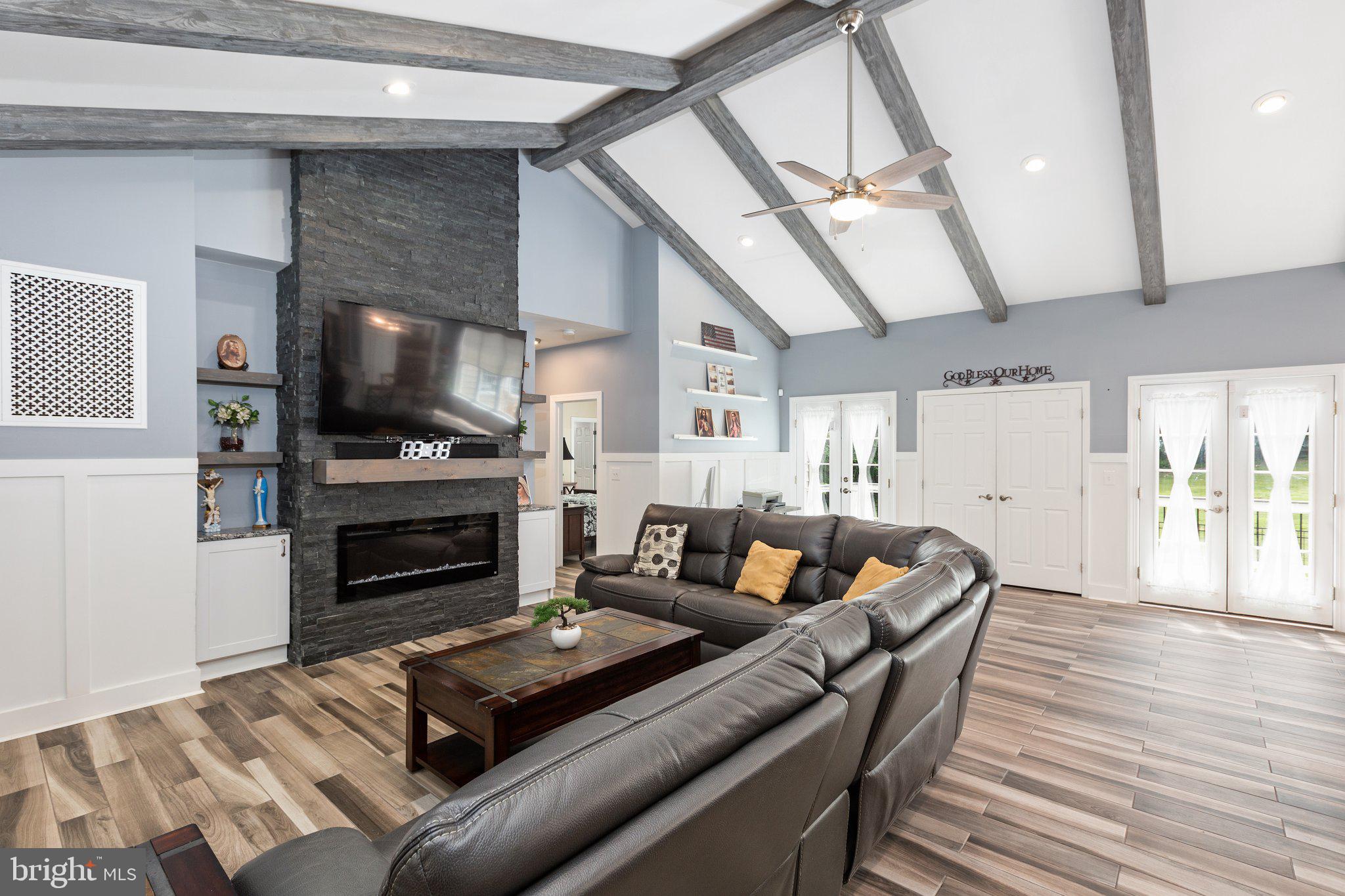 THE WILLOWS - Residential