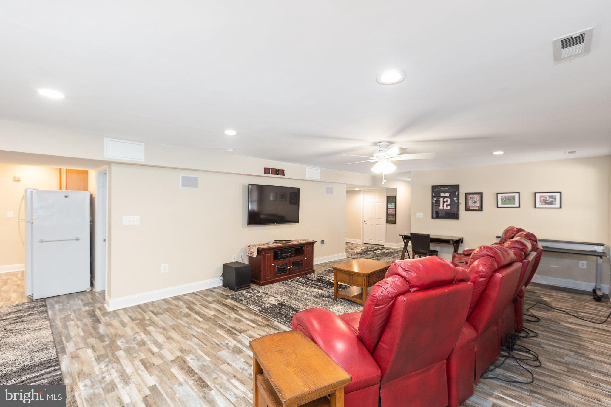 THE WILLOWS - Residential