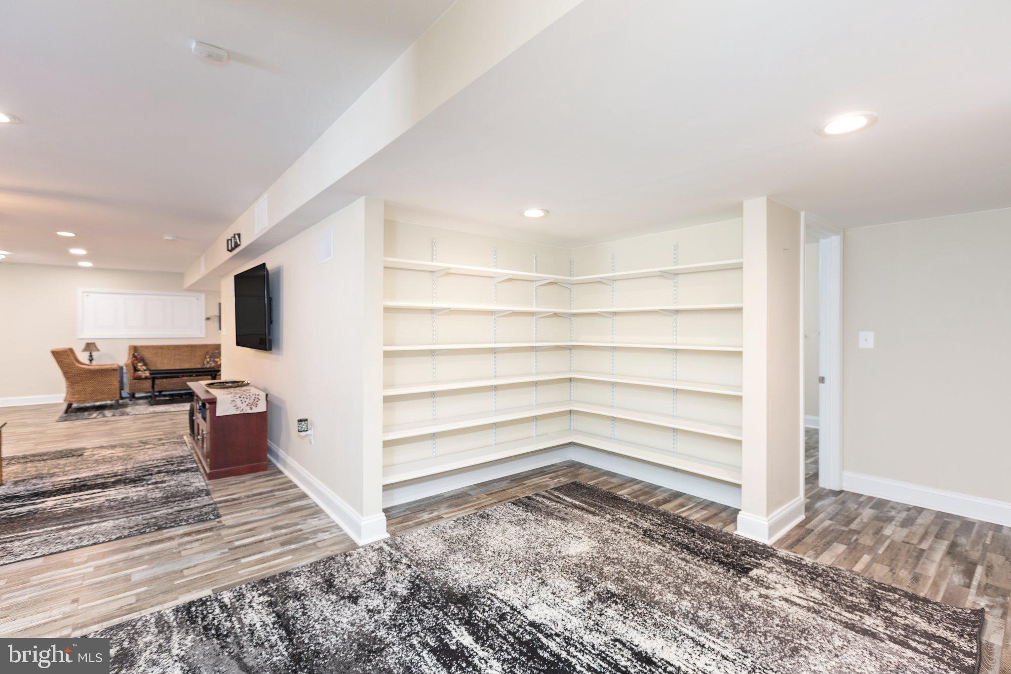 THE WILLOWS - Residential