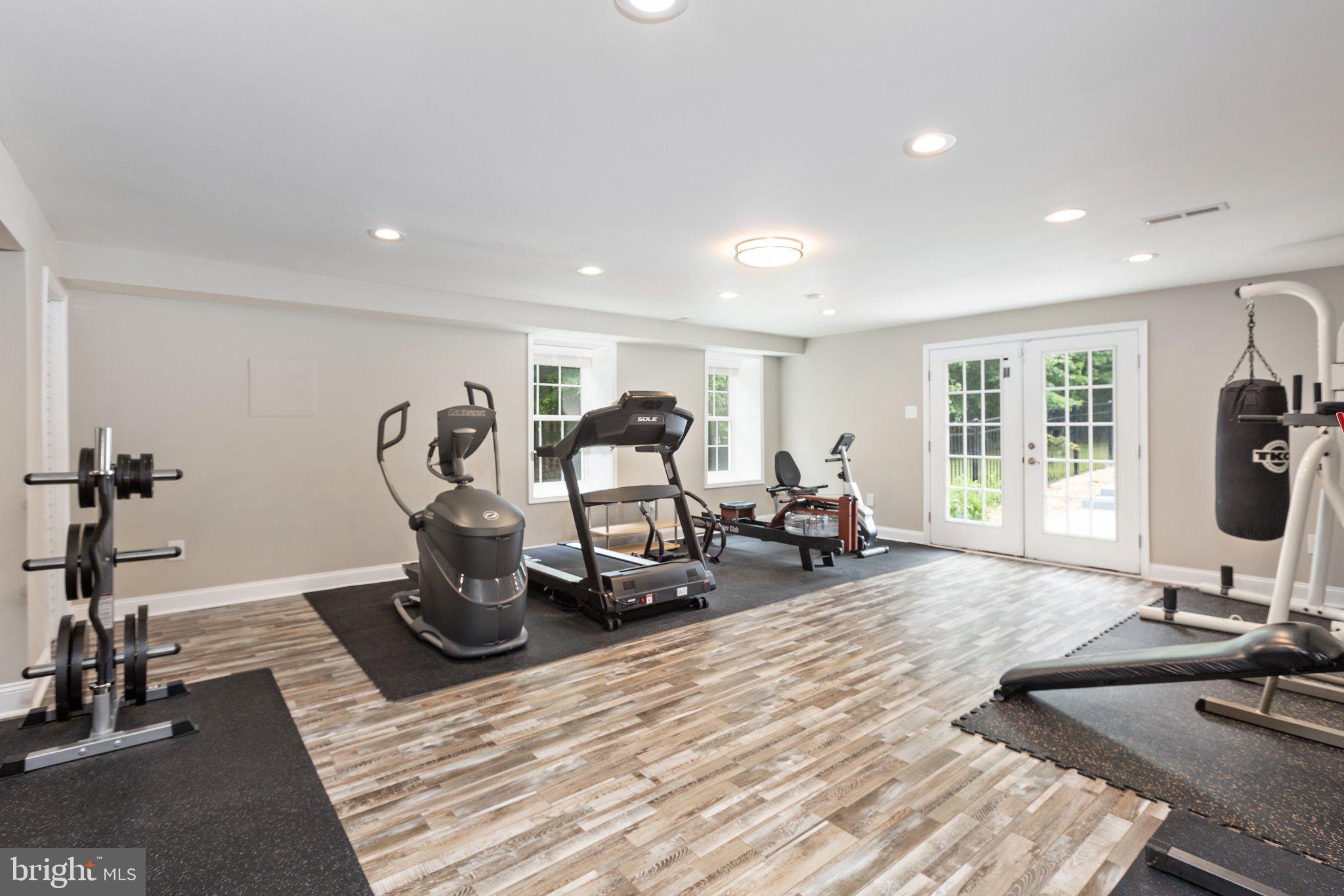 THE WILLOWS - Residential