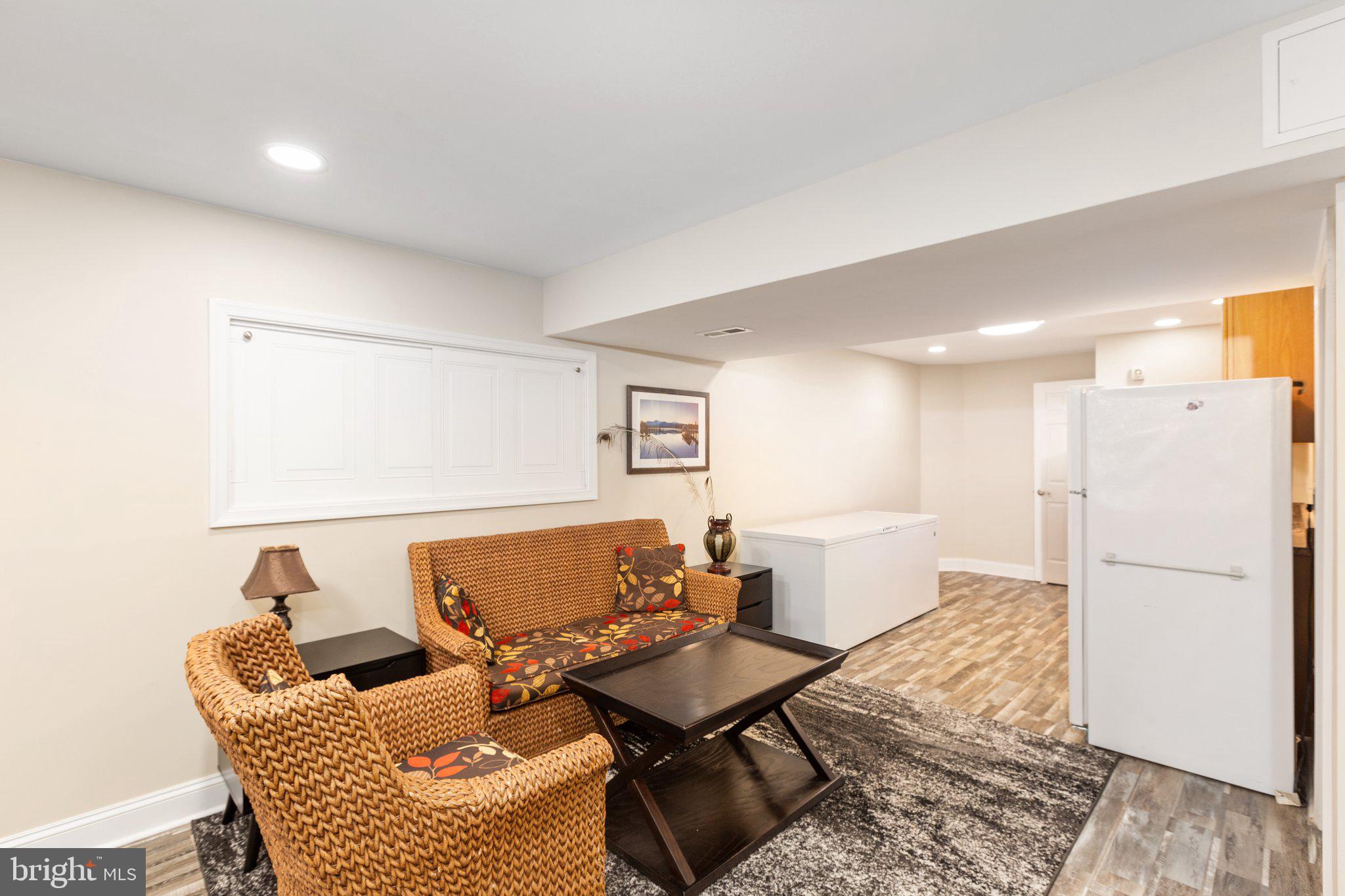 THE WILLOWS - Residential