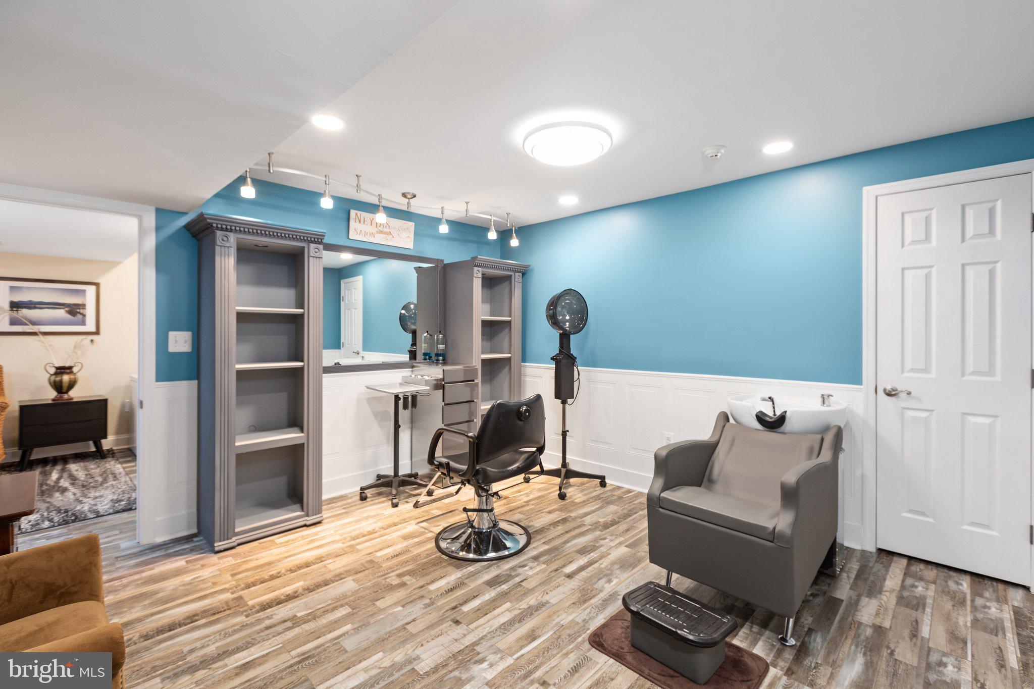 THE WILLOWS - Residential