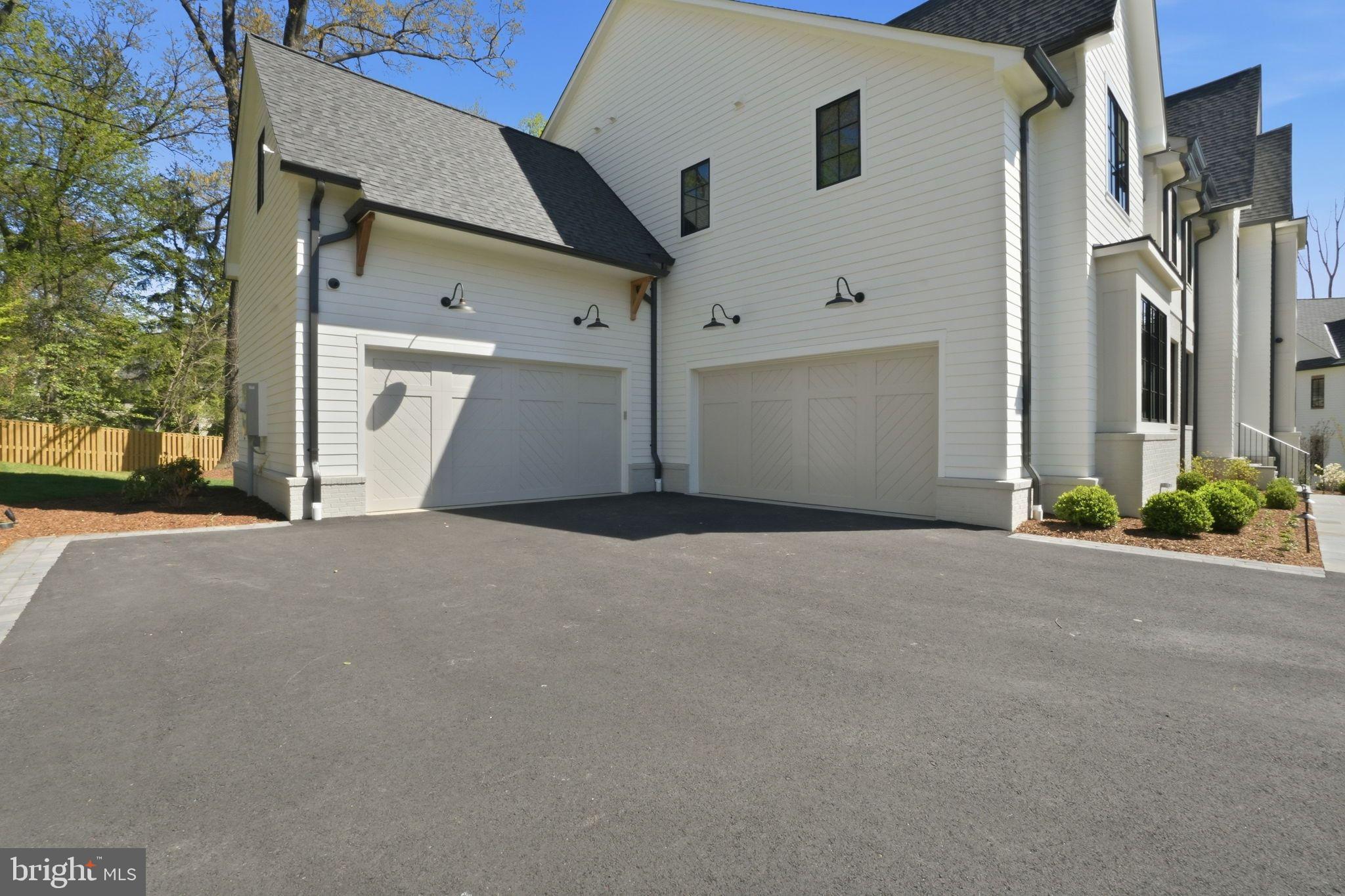 FRANKLIN PARK - Residential