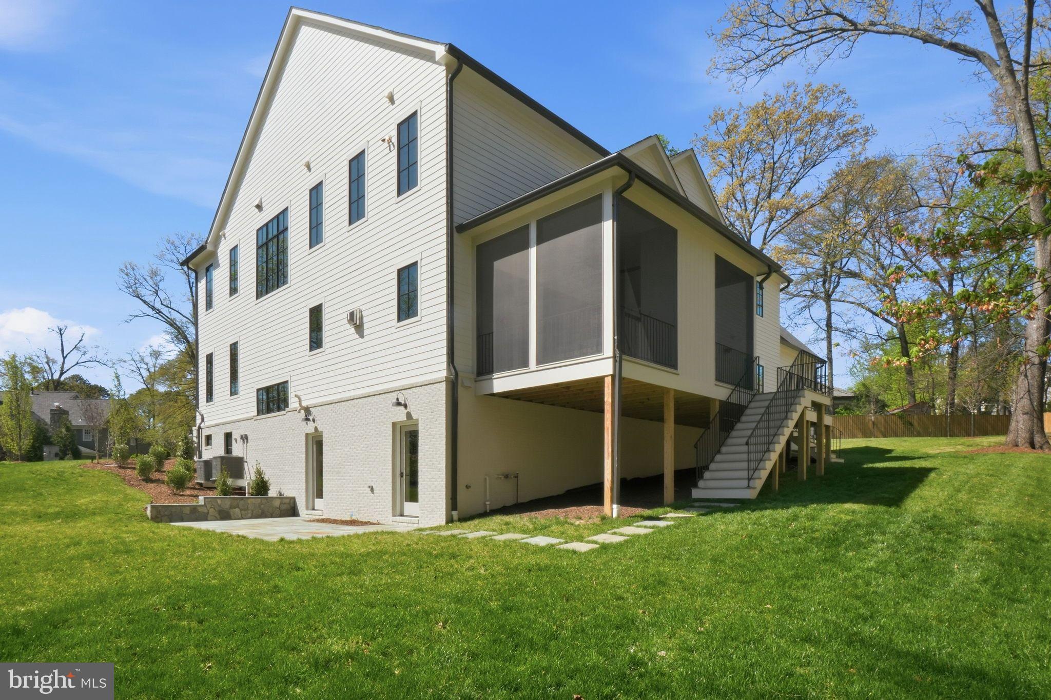 FRANKLIN PARK - Residential