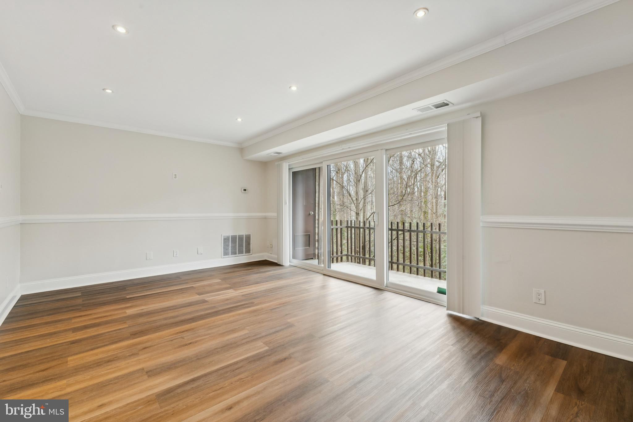 11611 VANTAGE HILL ROAD 11B