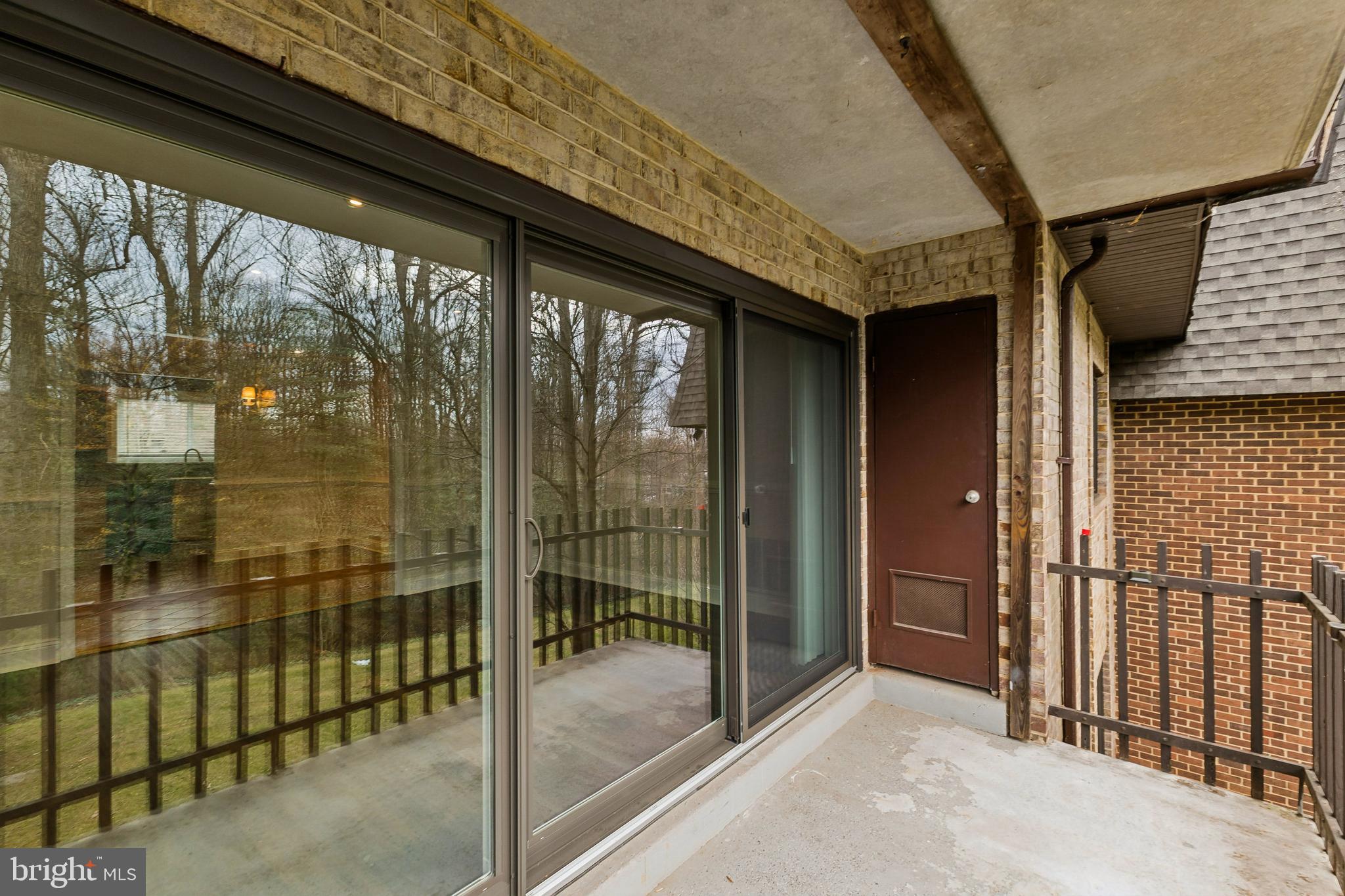 VANTAGE HILL - Residential