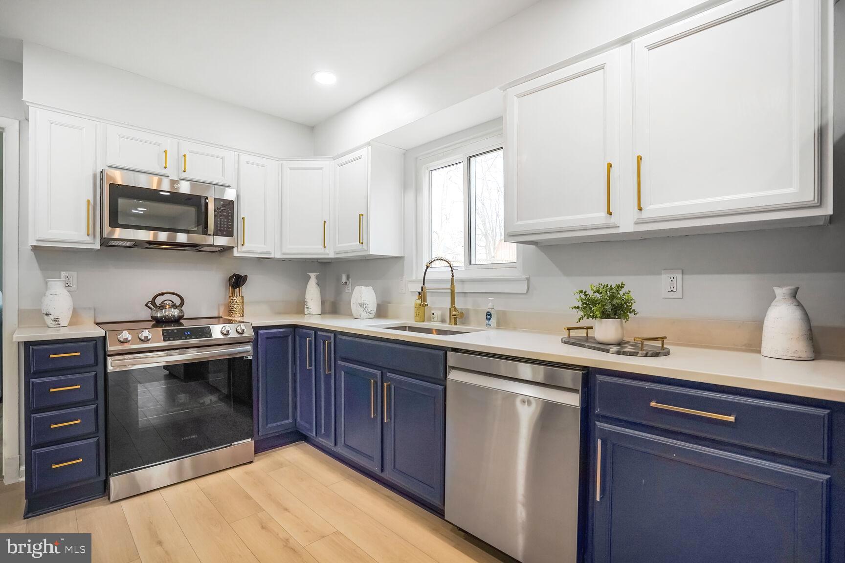 TANTALLON ON THE POTOMAC - Residential