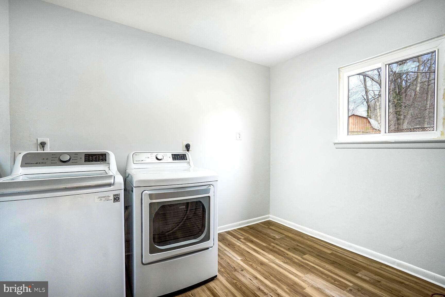 TANTALLON ON THE POTOMAC - Residential