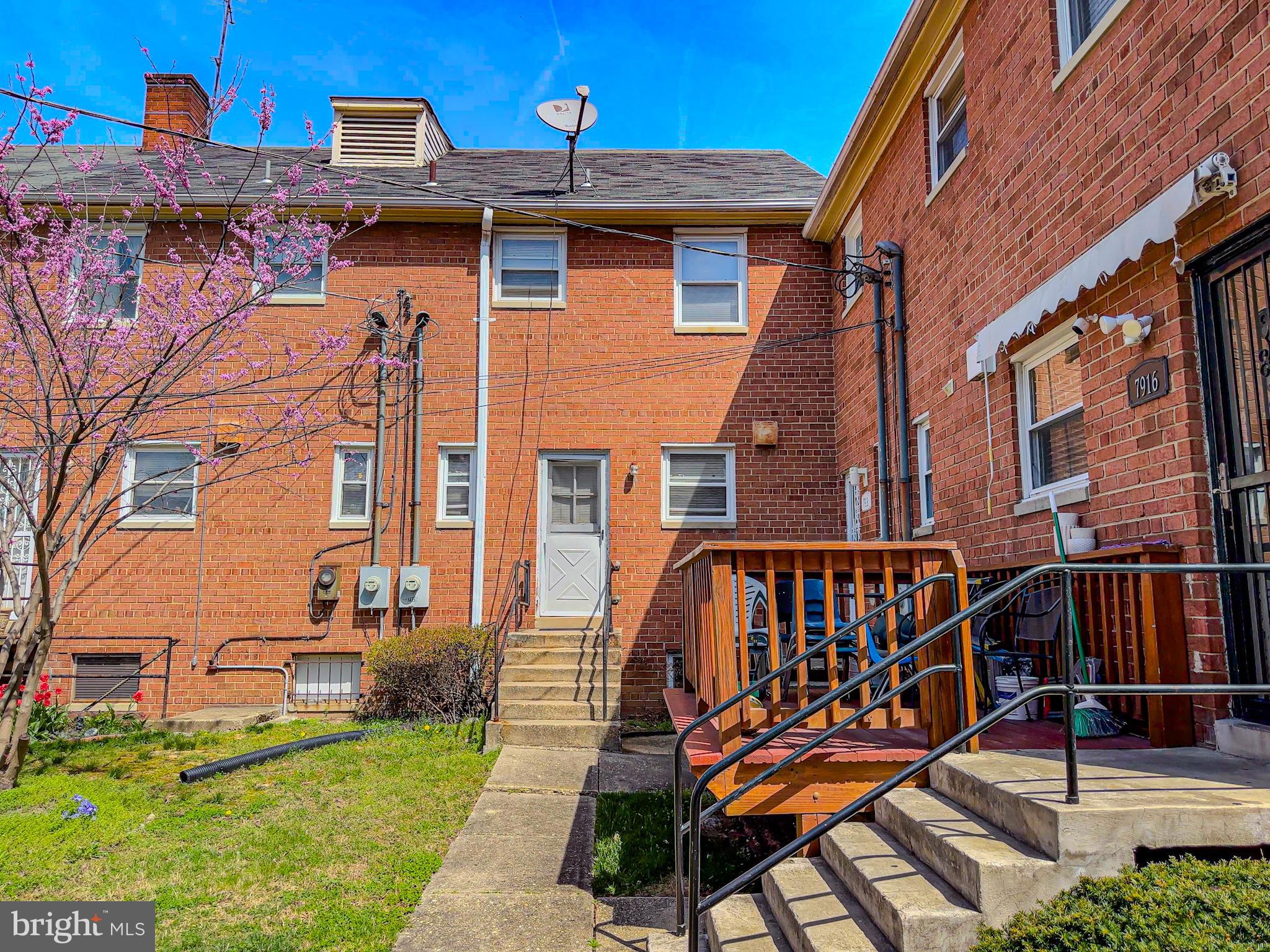 SERENE TOWNHOUSE VILLAGE - Residential