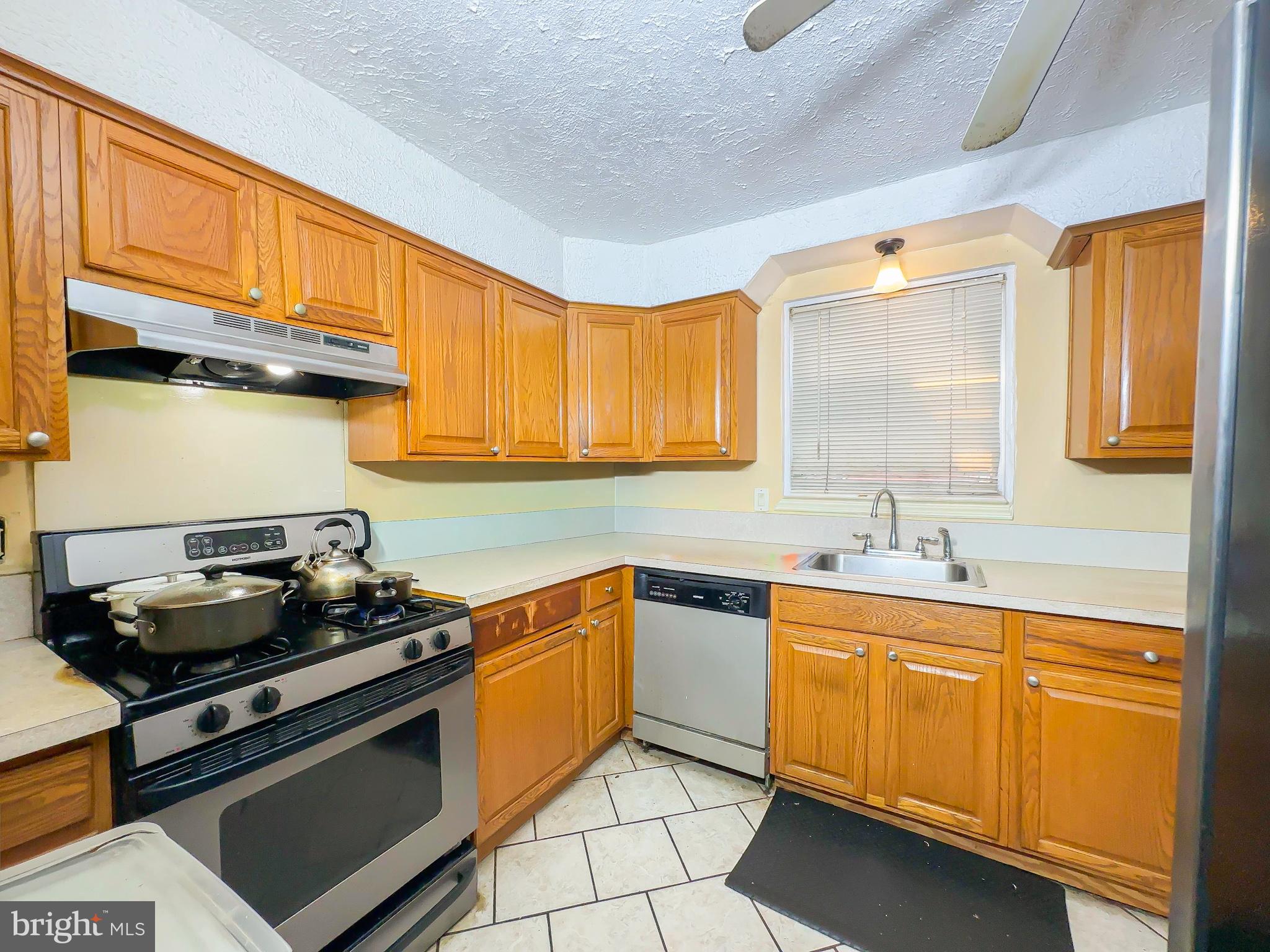 SERENE TOWNHOUSE VILLAGE - Residential