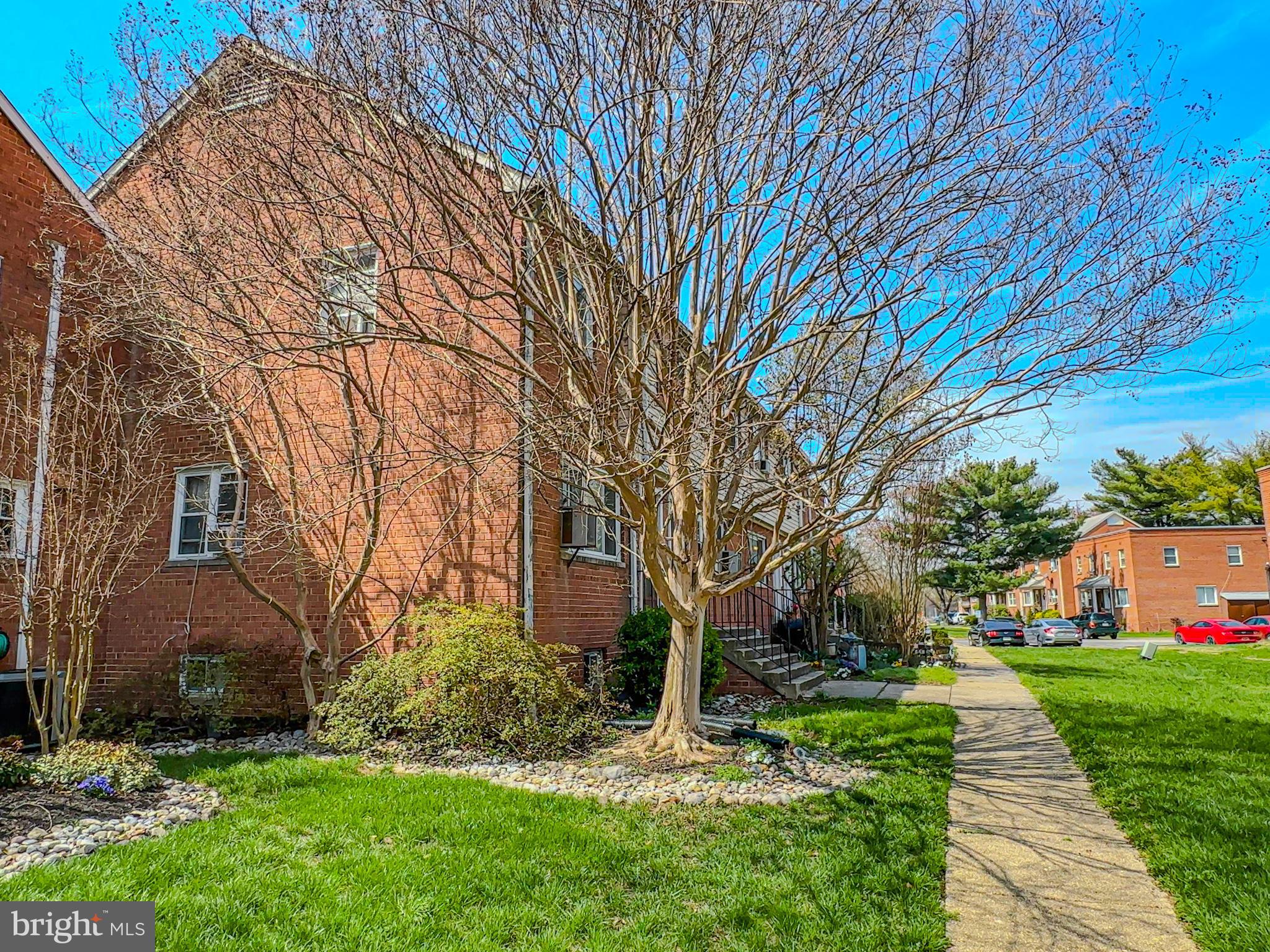 SERENE TOWNHOUSE VILLAGE - Residential