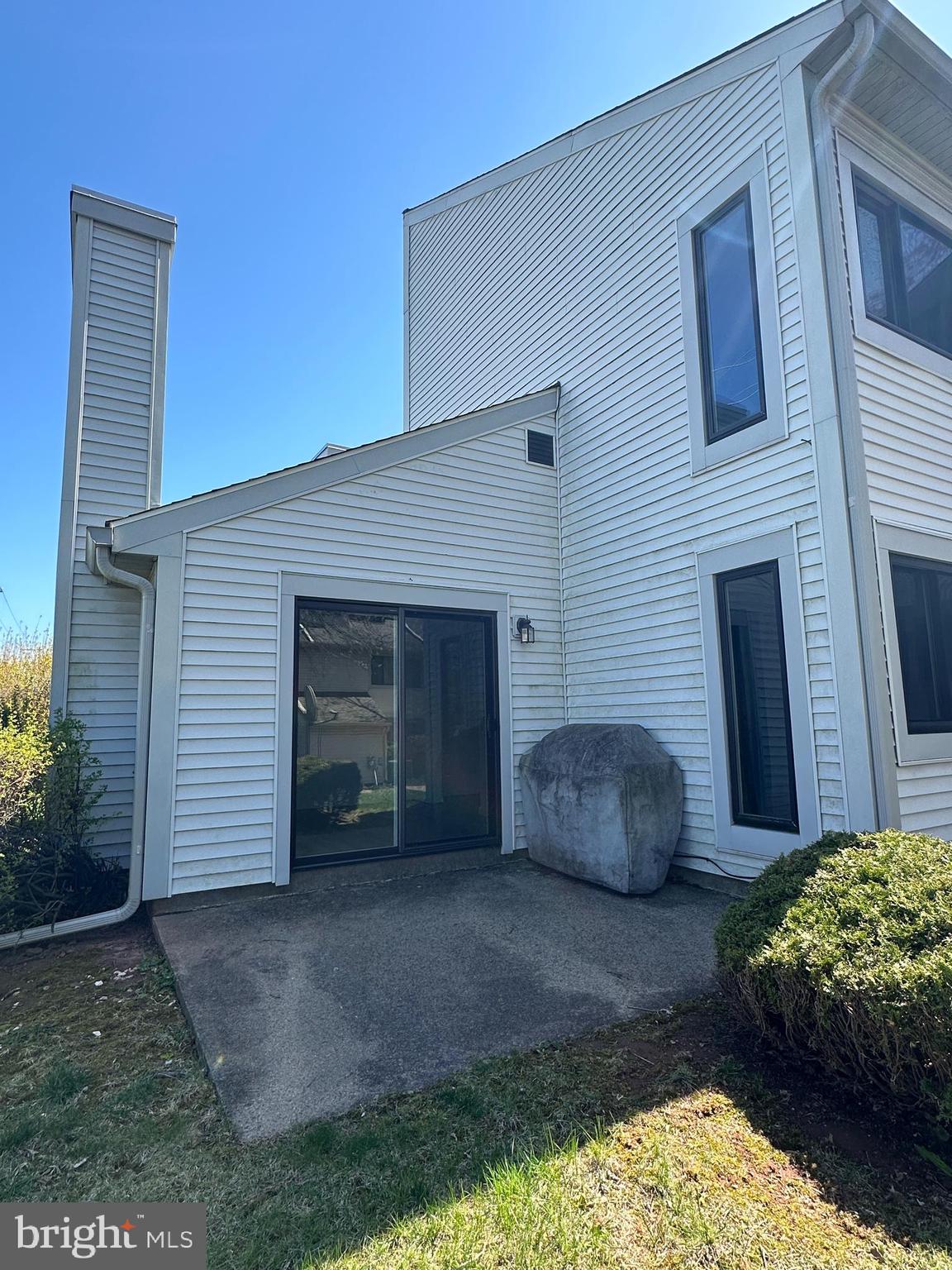 TOWAMENCIN CONDOS - Residential Lease