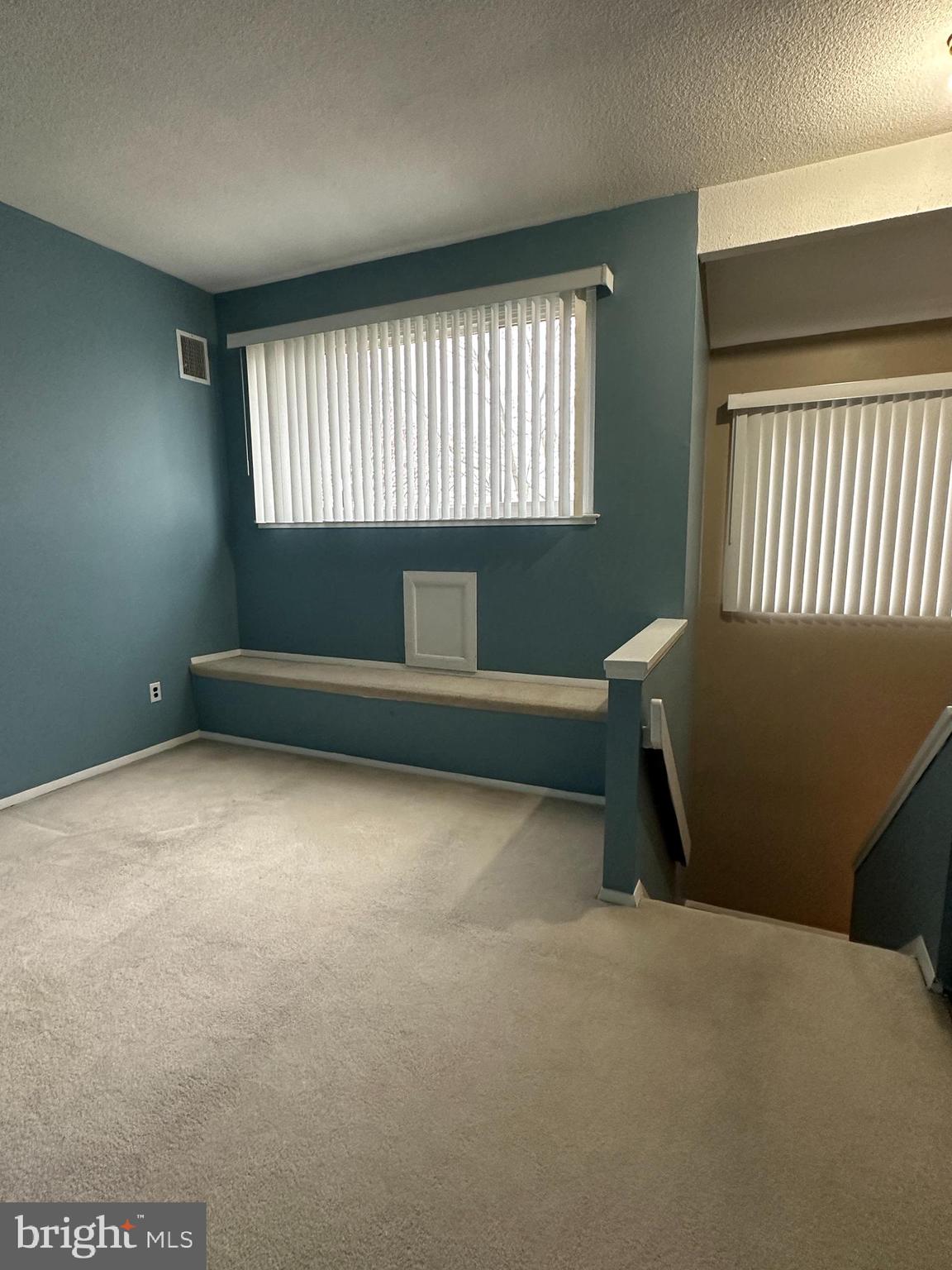 TOWAMENCIN CONDOS - Residential Lease