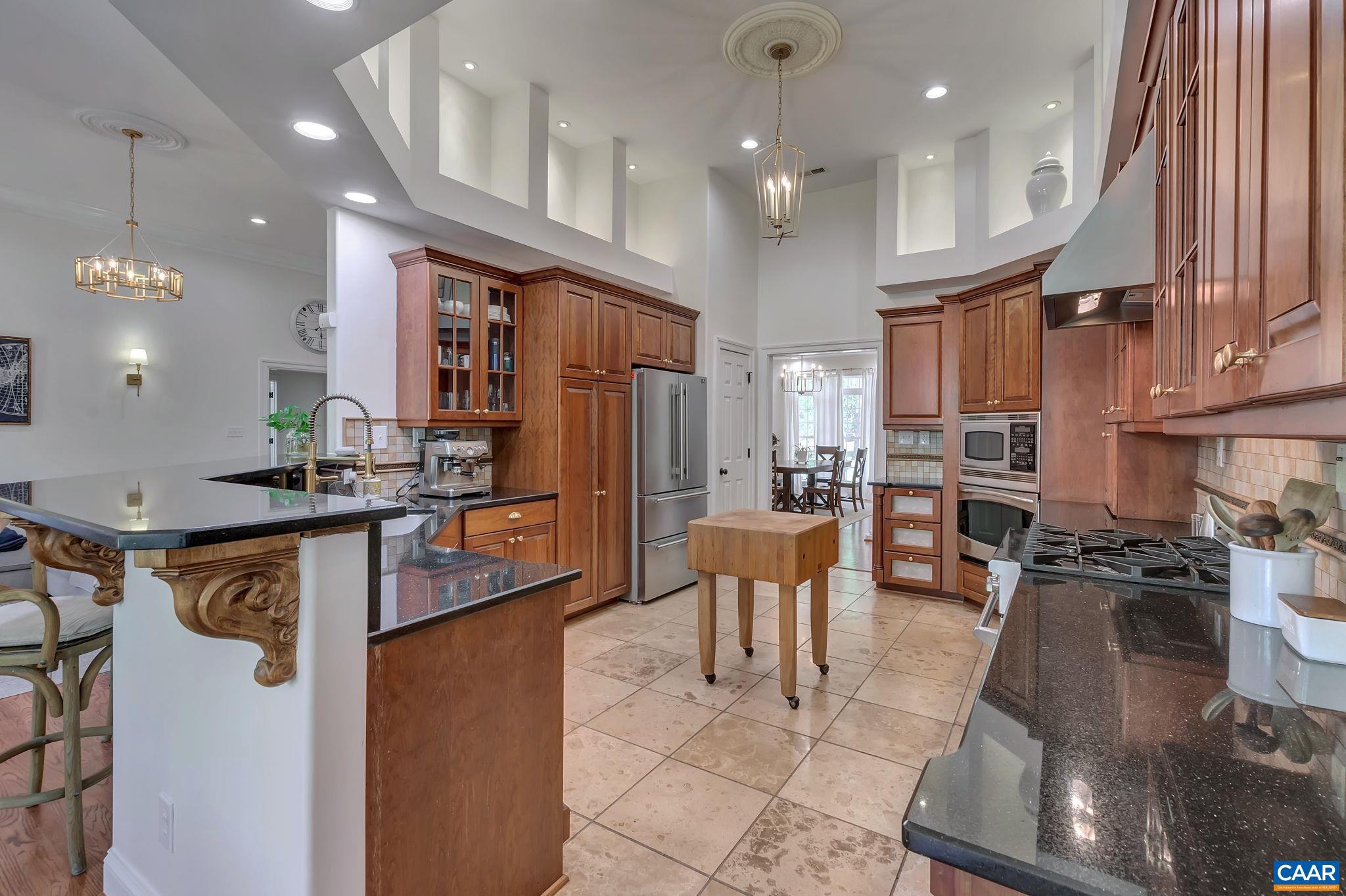 WOUNDED KNEE - Residential