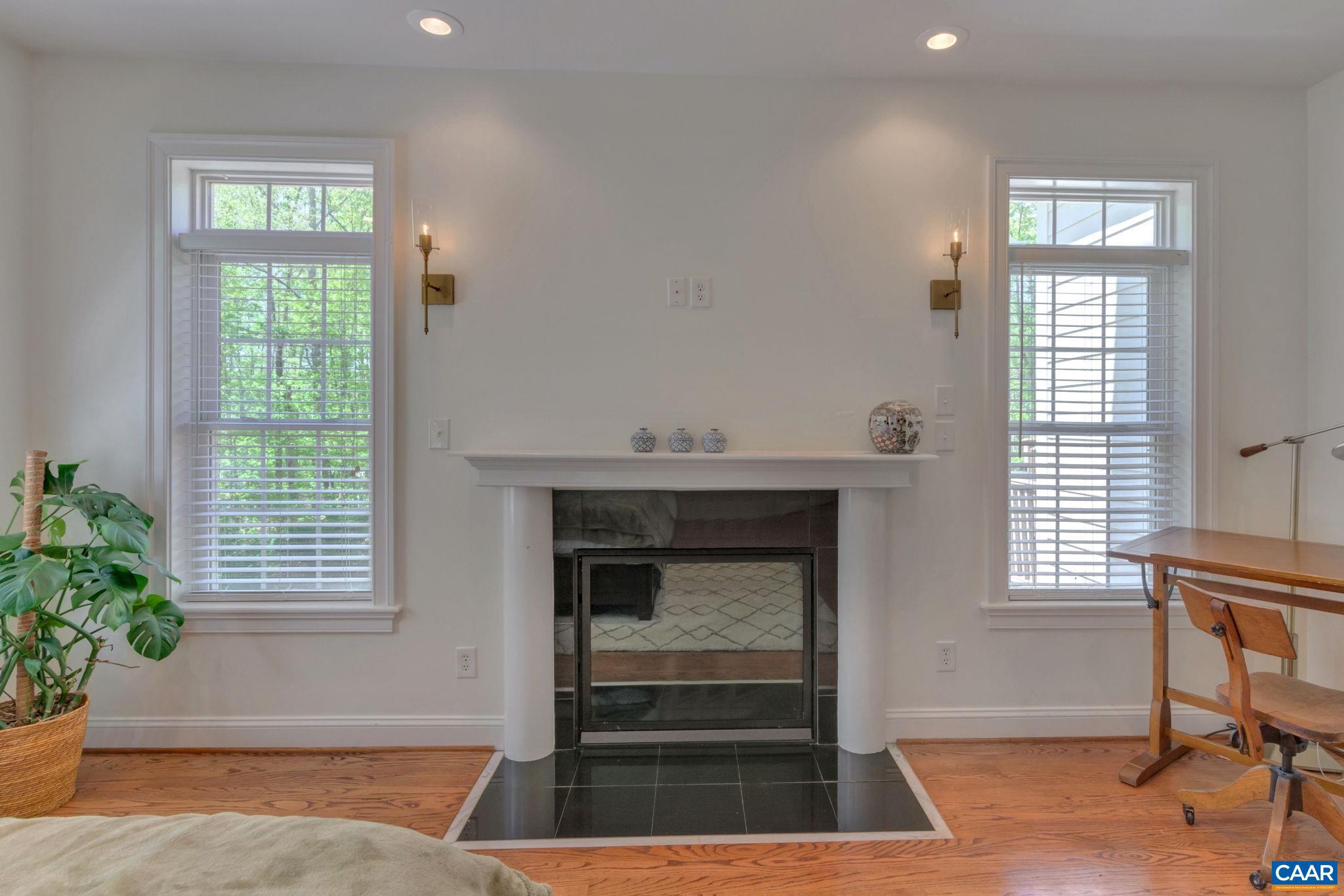 WOUNDED KNEE - Residential