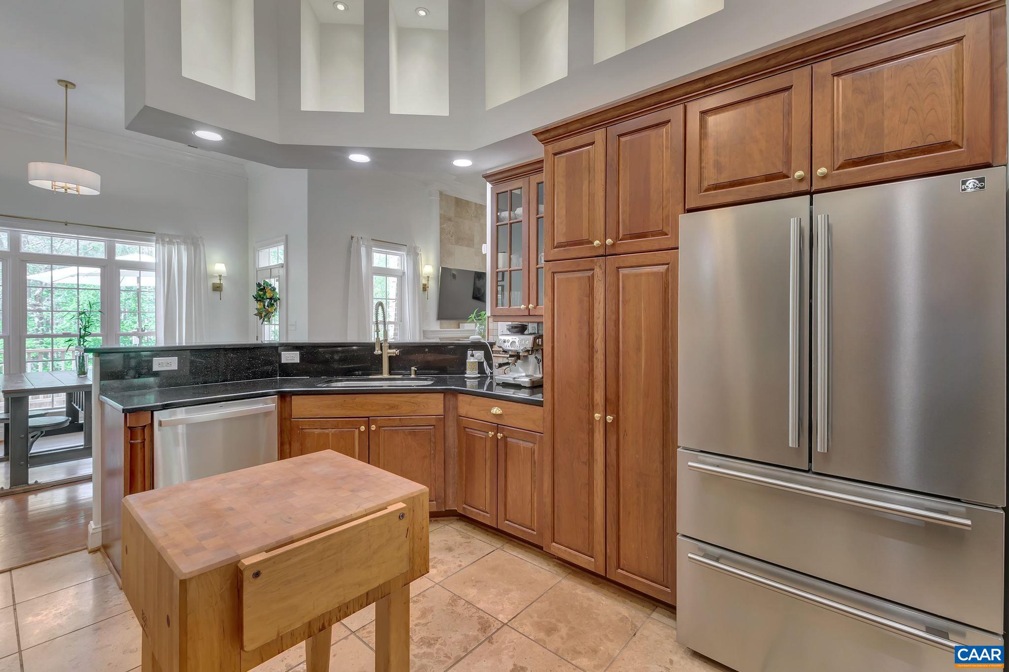 WOUNDED KNEE - Residential